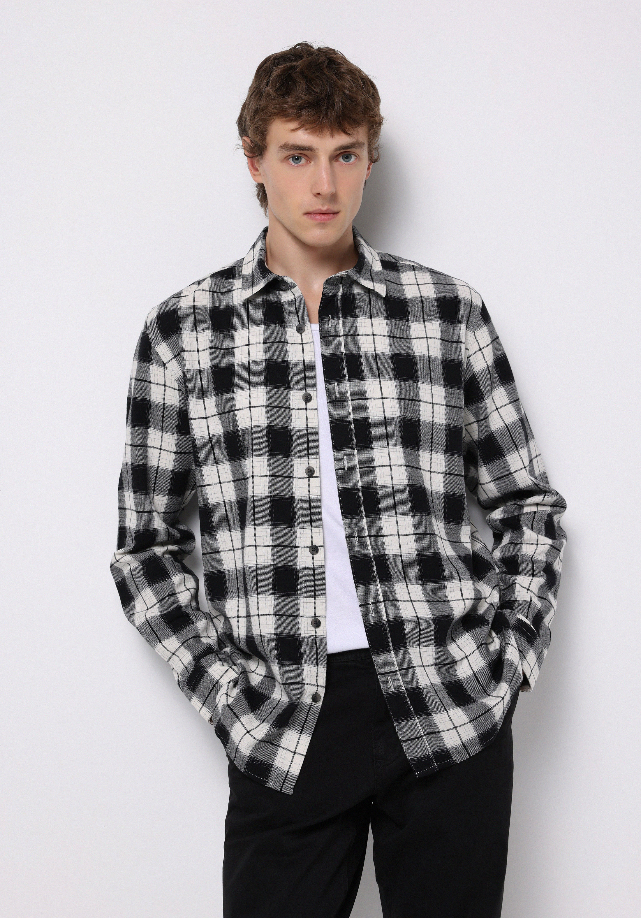 Показати інформацію про Сорочка З Довгим Рукавом Чоловіча Чорна  Cl1076512