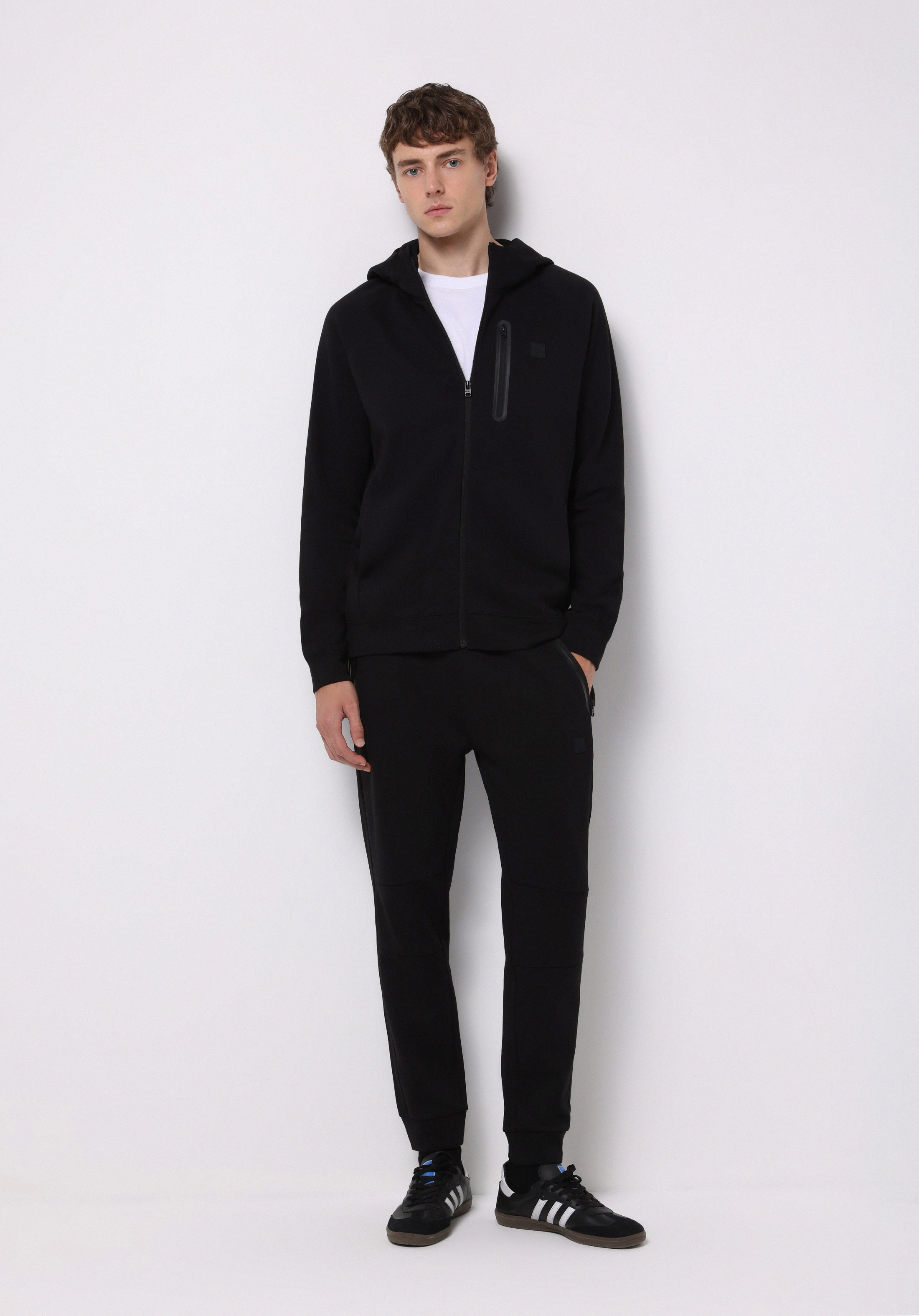 Показати інформацію про Спортивні Брюки Чоловічі Чорні  Cl1075654