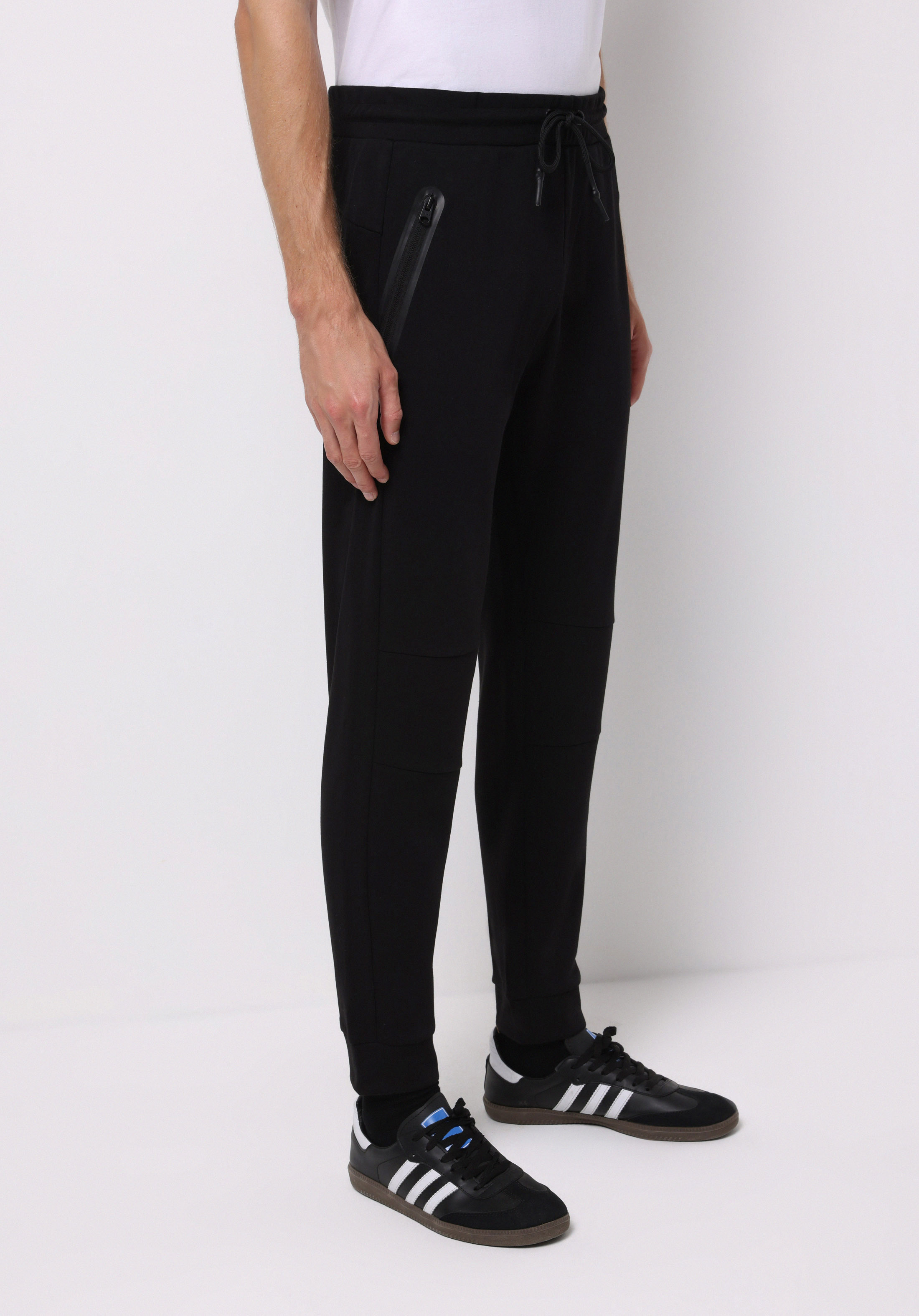 Показати інформацію про Спортивні Брюки Чоловічі Чорні  Cl1075654