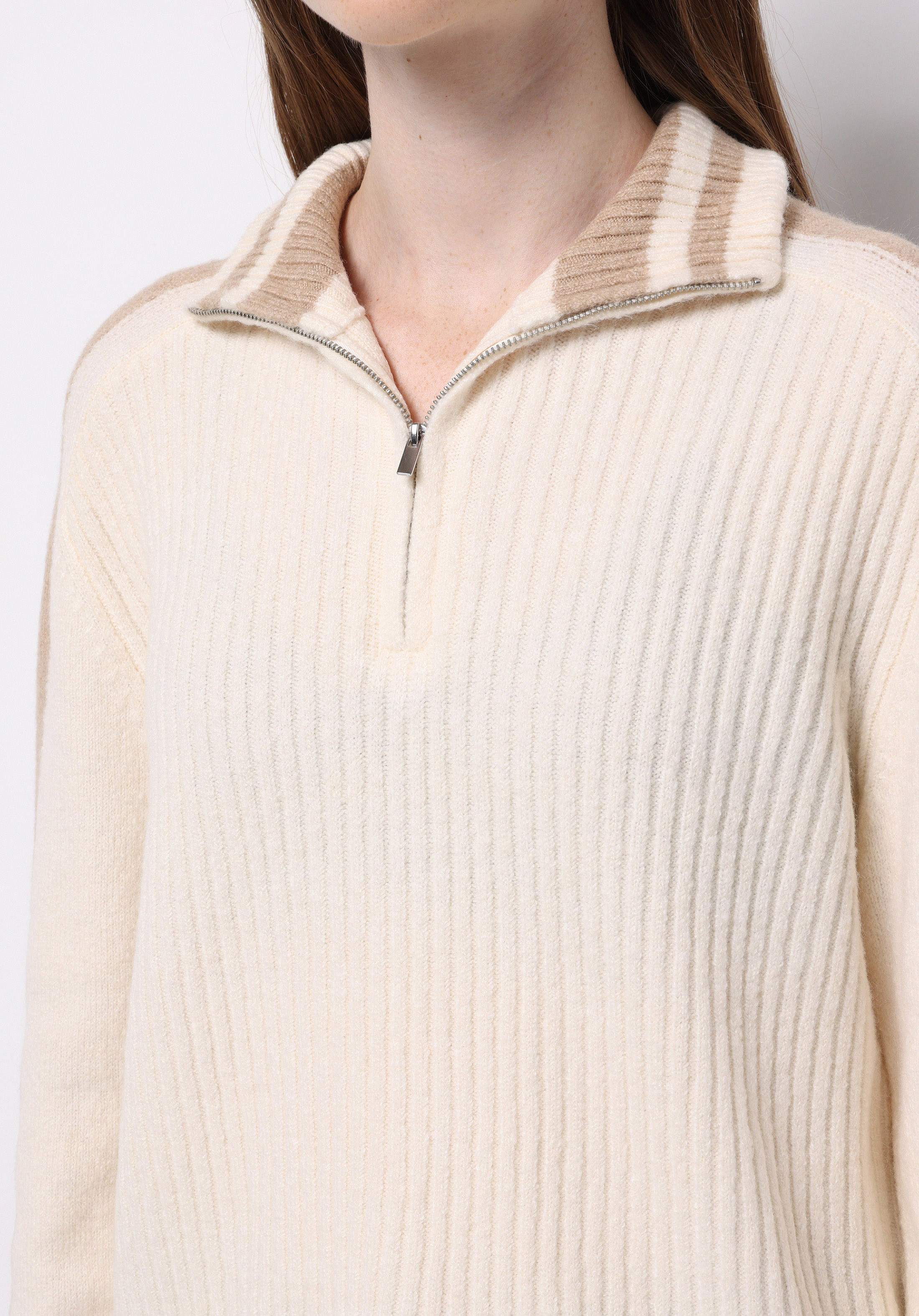 Показати інформацію про Светр Жіночий Бежевий  Cl1076690