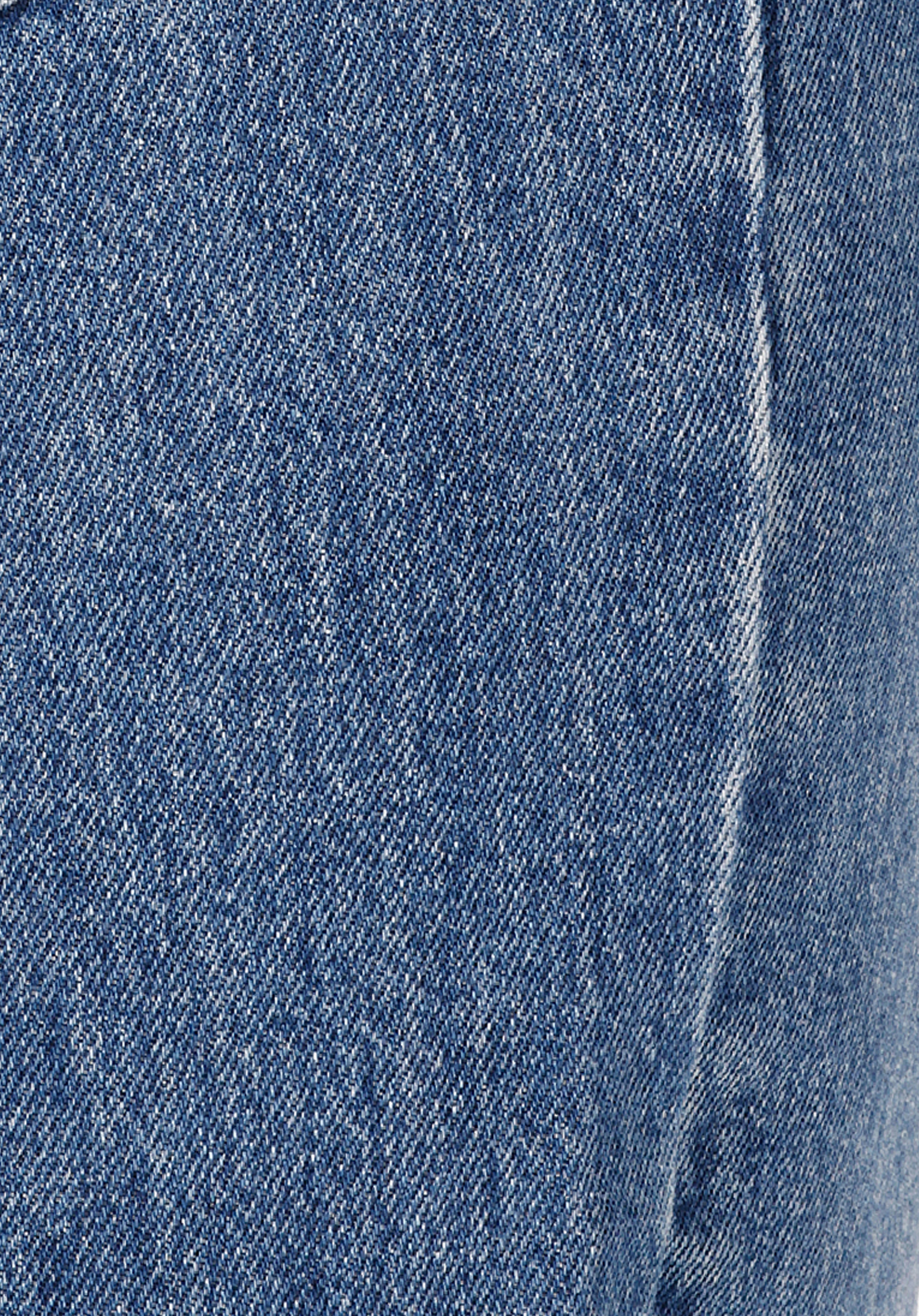 Показати інформацію про 970 Berry Джинси Жіночі Блакитні Класичного Крою Cl1070768