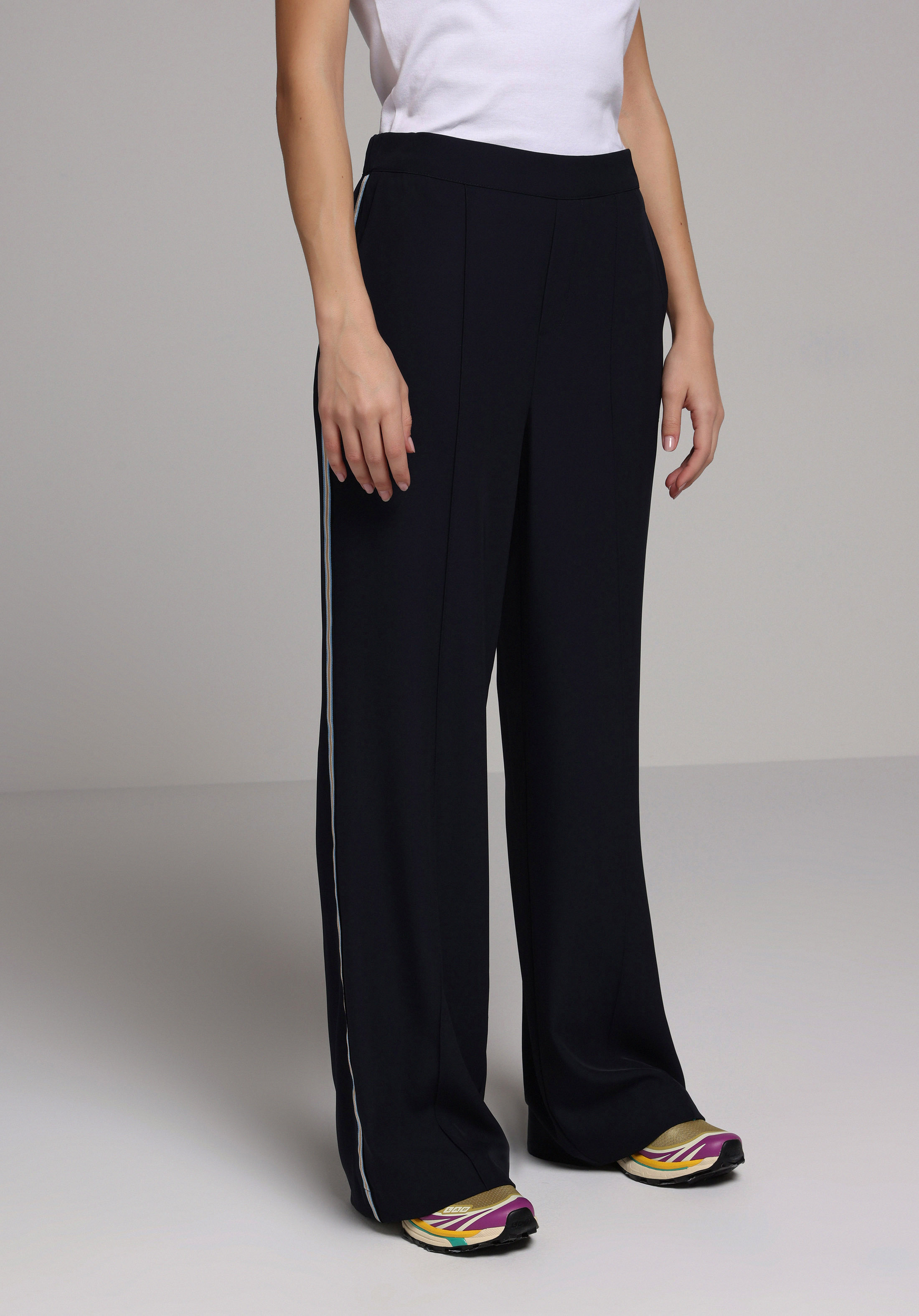 Показати інформацію про Брюки Жіночі Сині  Cl1077982