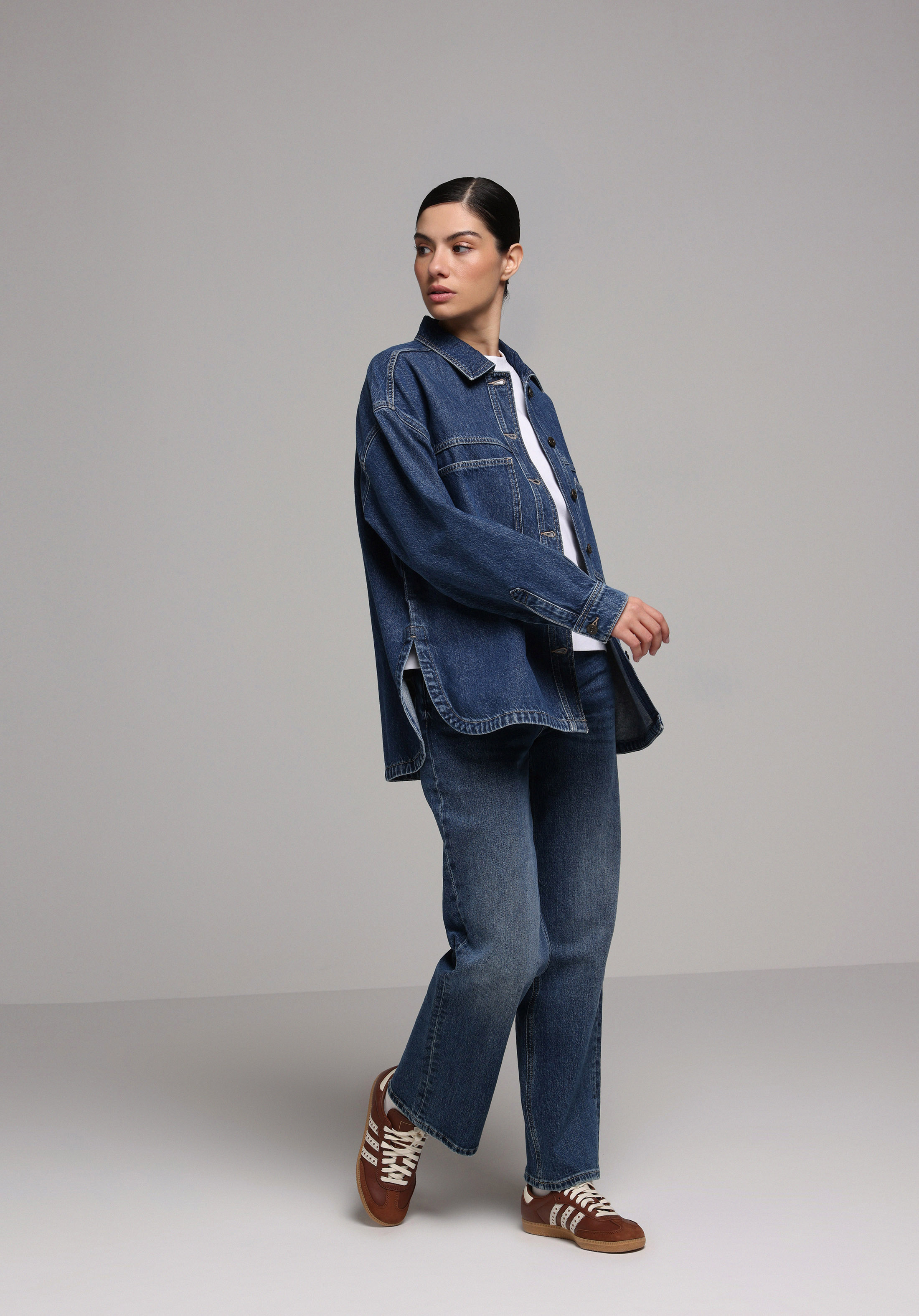 Показати інформацію про Джинси Жіночі Блакитні Прямого Крою Cl1078431