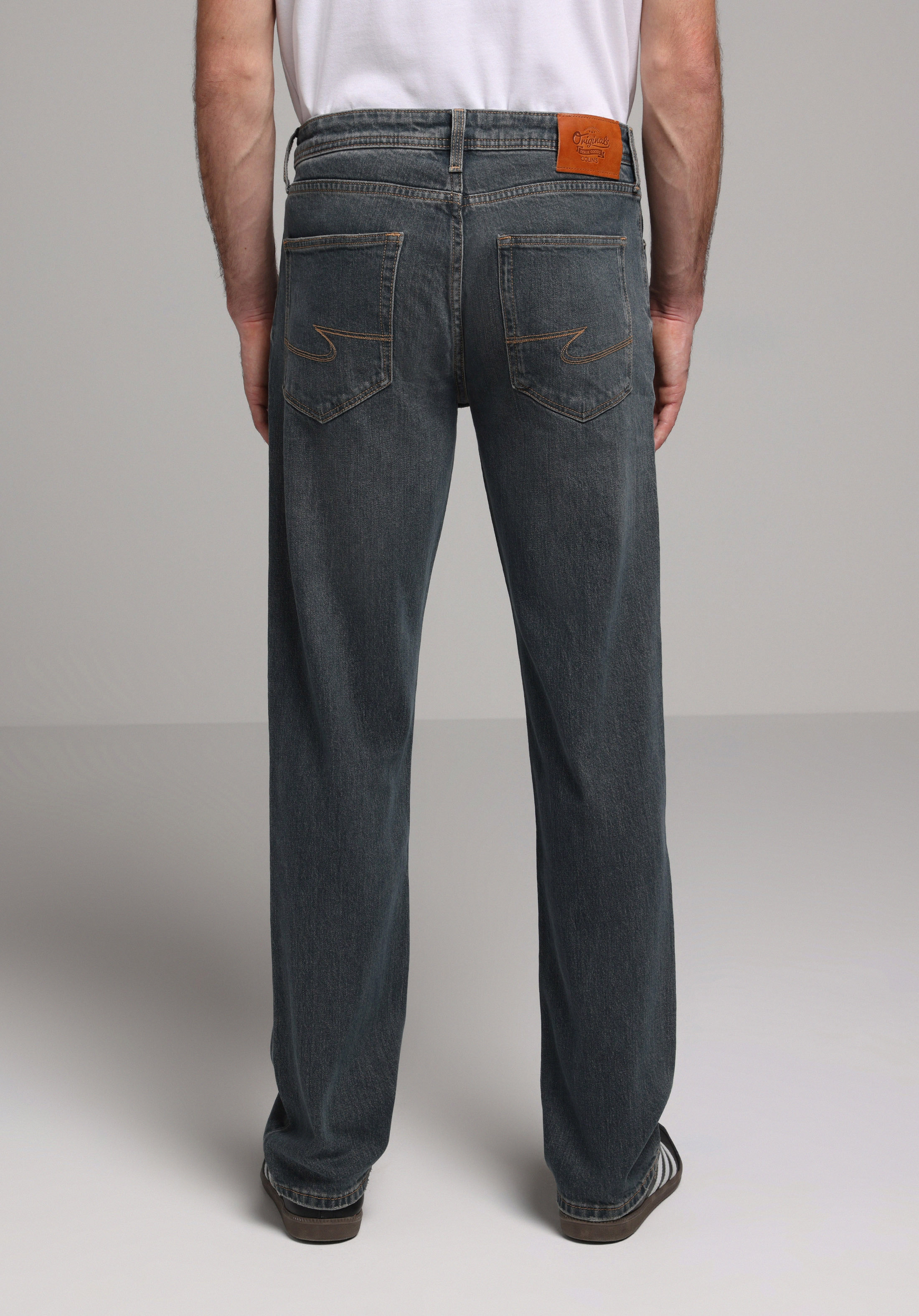 Показати інформацію про 045 David Джинси Чоловічі Зелені Класичного Крою Cl1078910