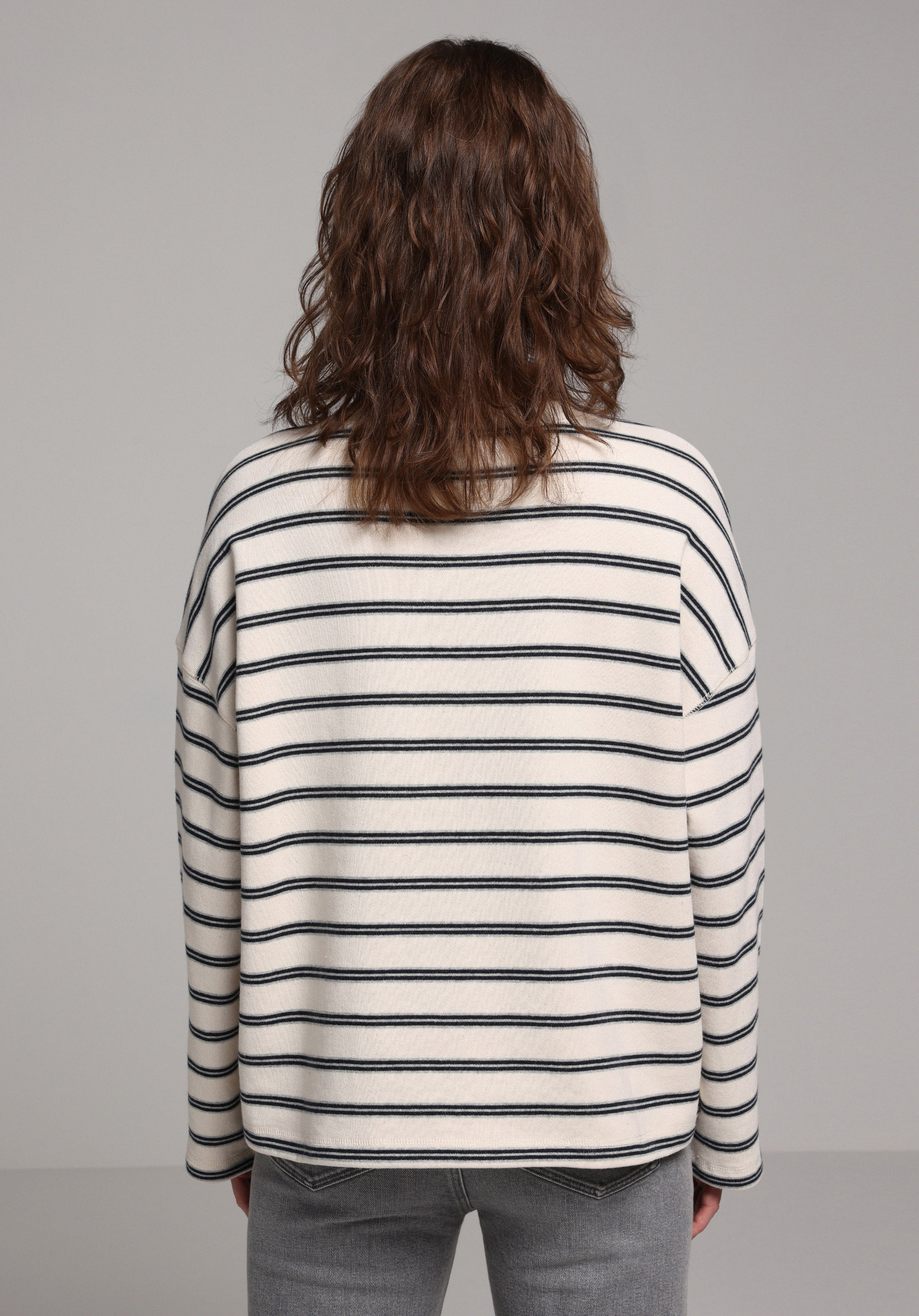 Показати інформацію про Толстовка Жіноча Бежева  Cl1077793