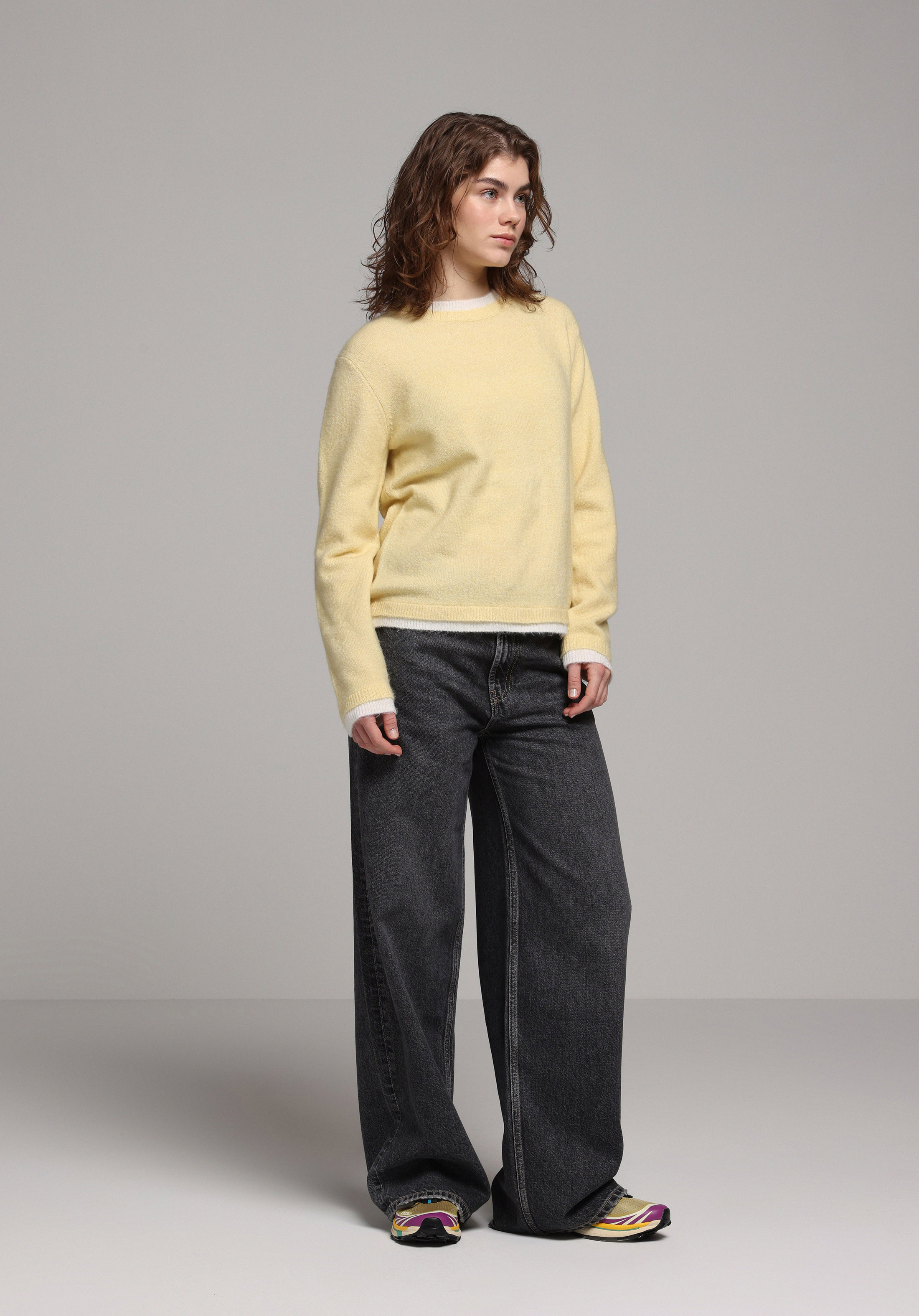 Показати інформацію про Джинси Жіночі Чорні  Cl1078436