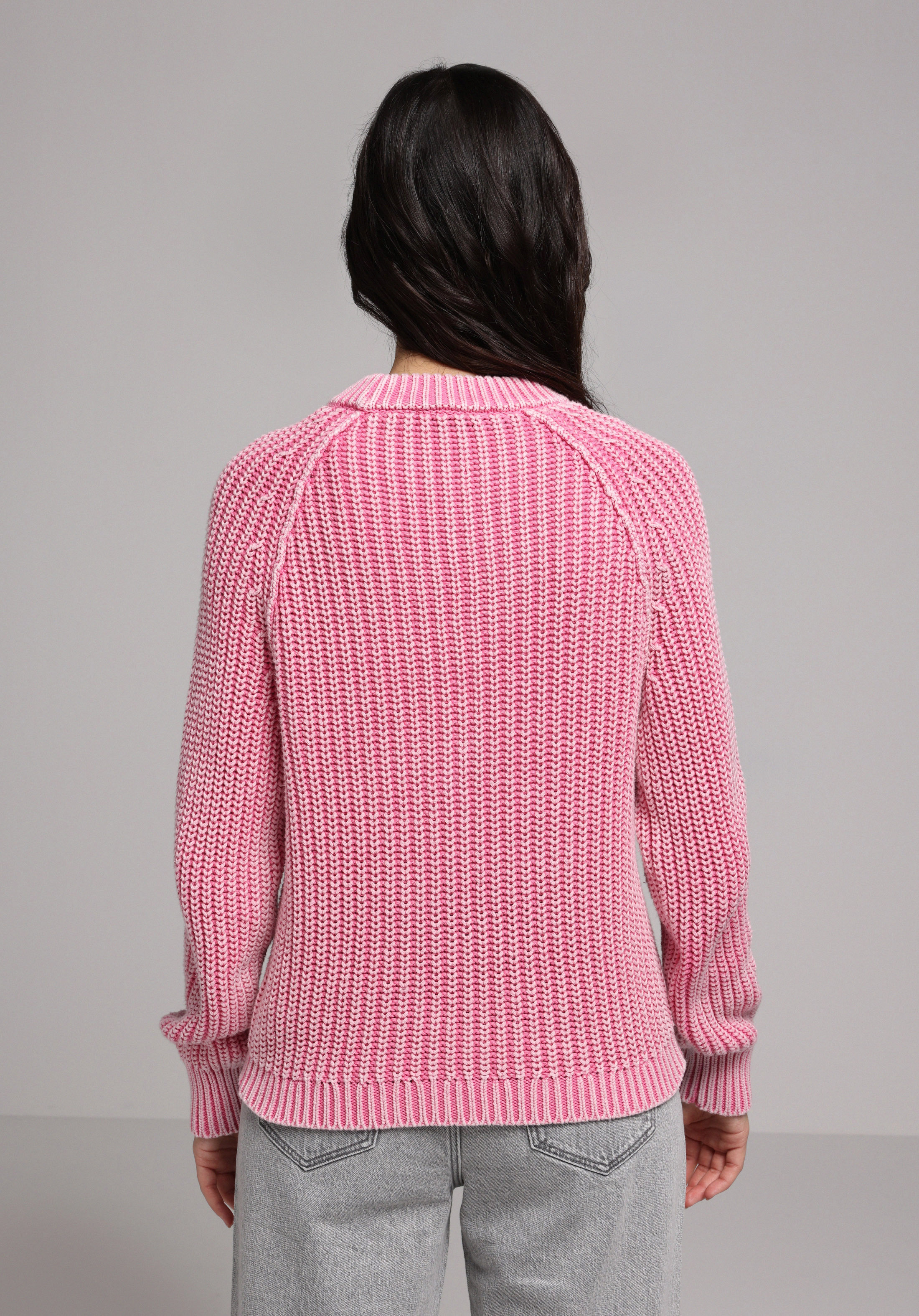 Показати інформацію про Светр Жіночий Рожевий  Cl1077653