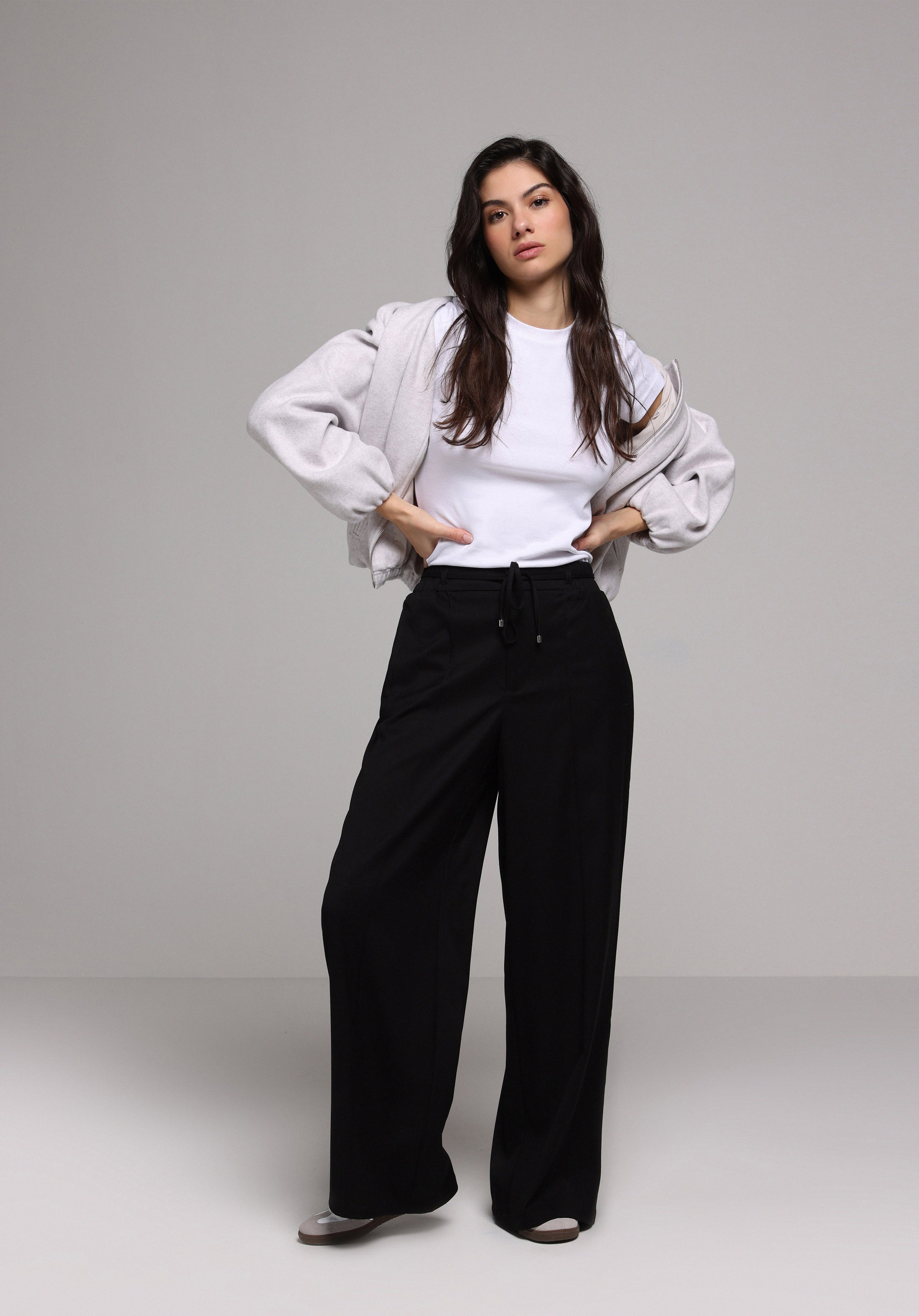 Показати інформацію про Брюки Жіночі Чорні  Cl1077883