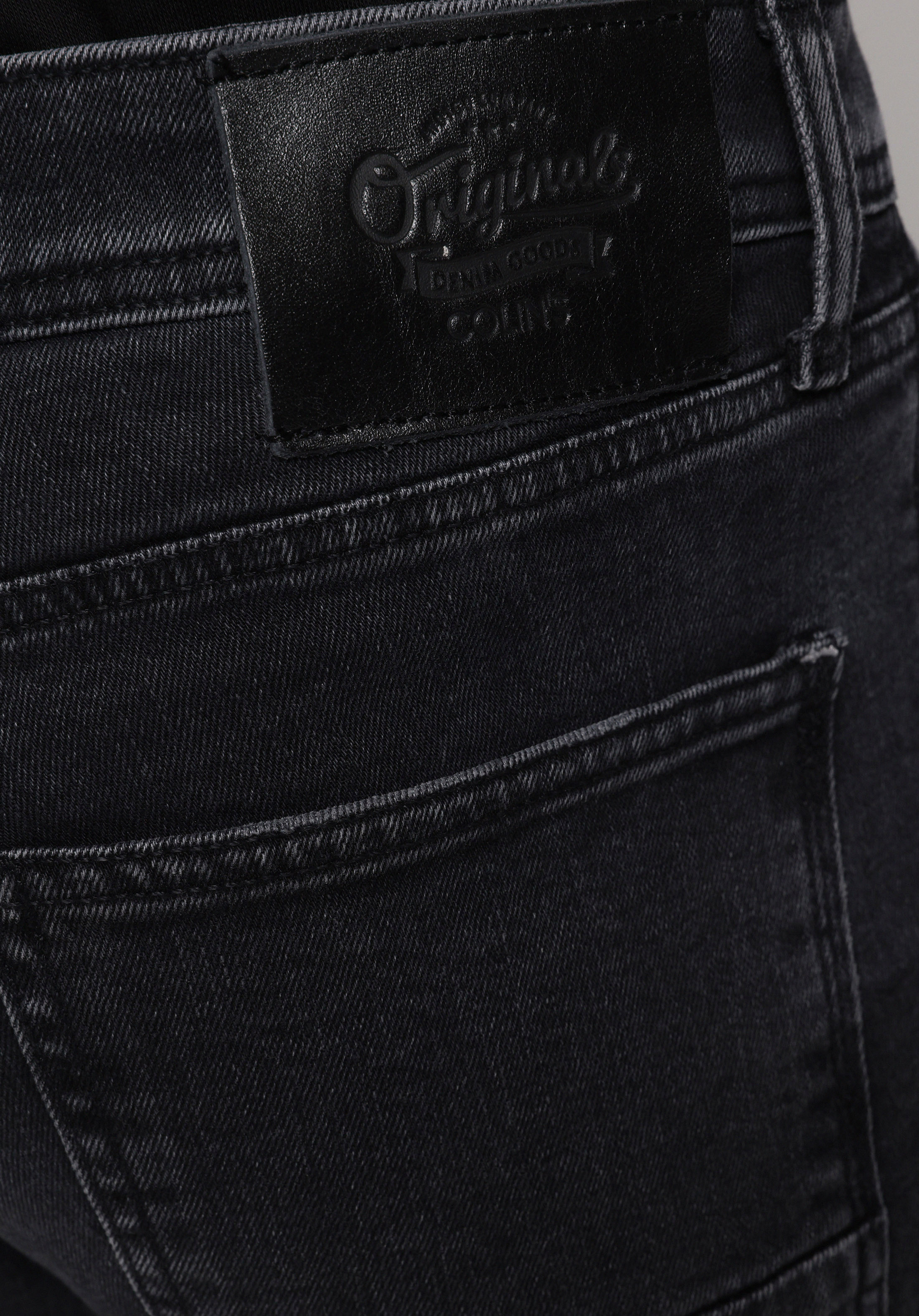 Показати інформацію про 044 Karl Джинси Чоловічі Чорні Прямого Крою Cl1078161