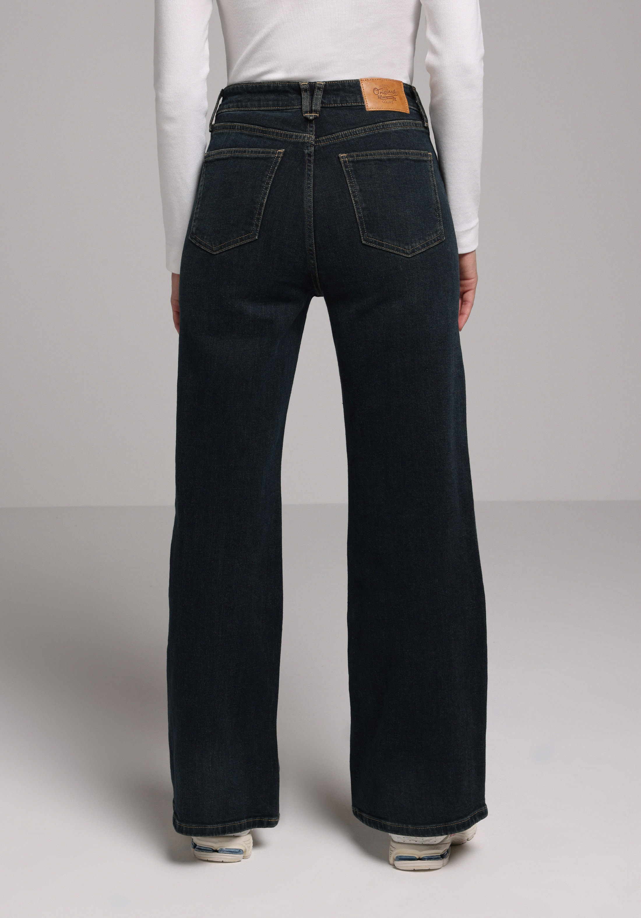 Показати інформацію про 793 Monica Джинси Жіночі  Класичного Крою Cl1078437