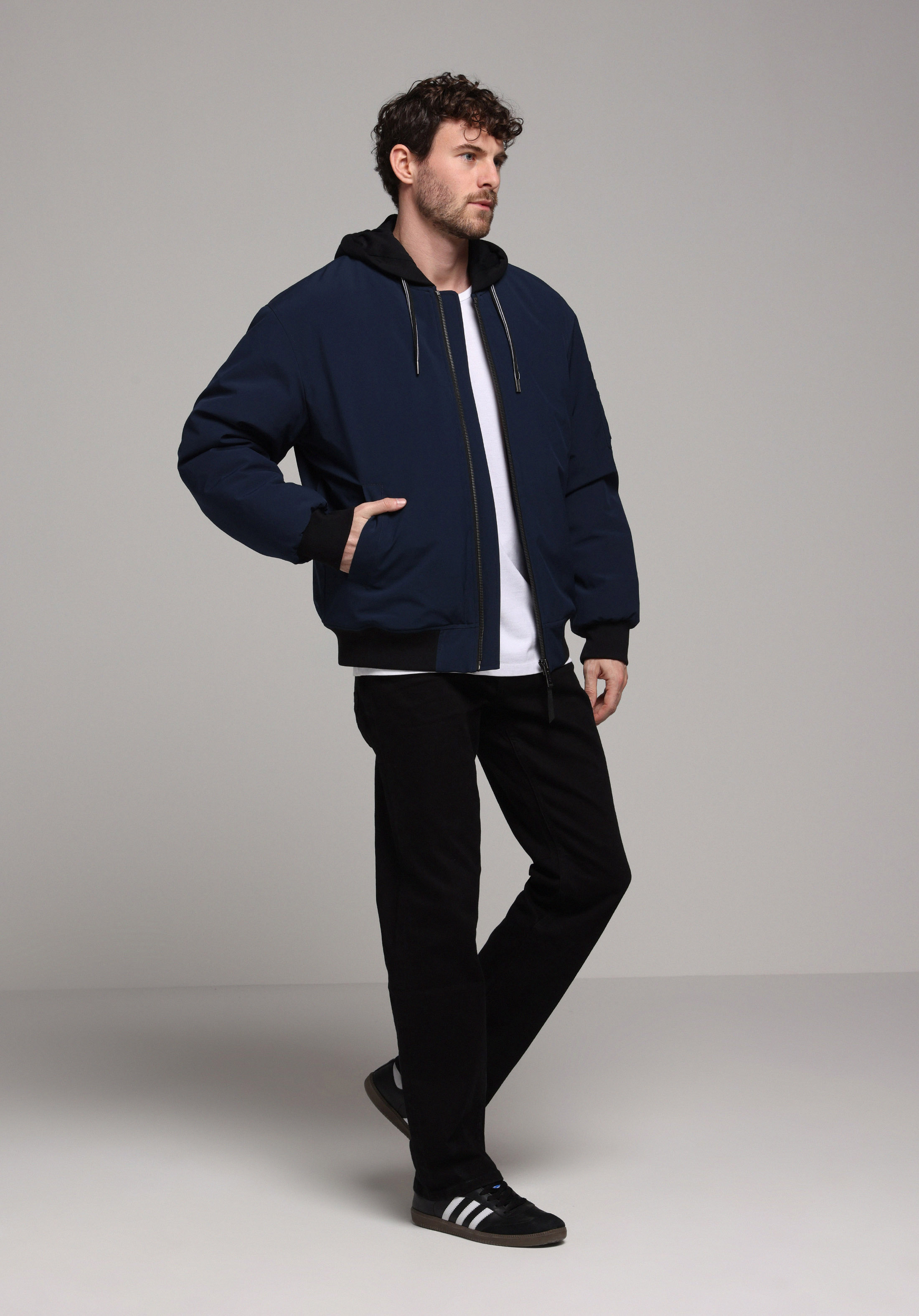 Показати інформацію про Куртка Чоловіча Синя  Cl1077944