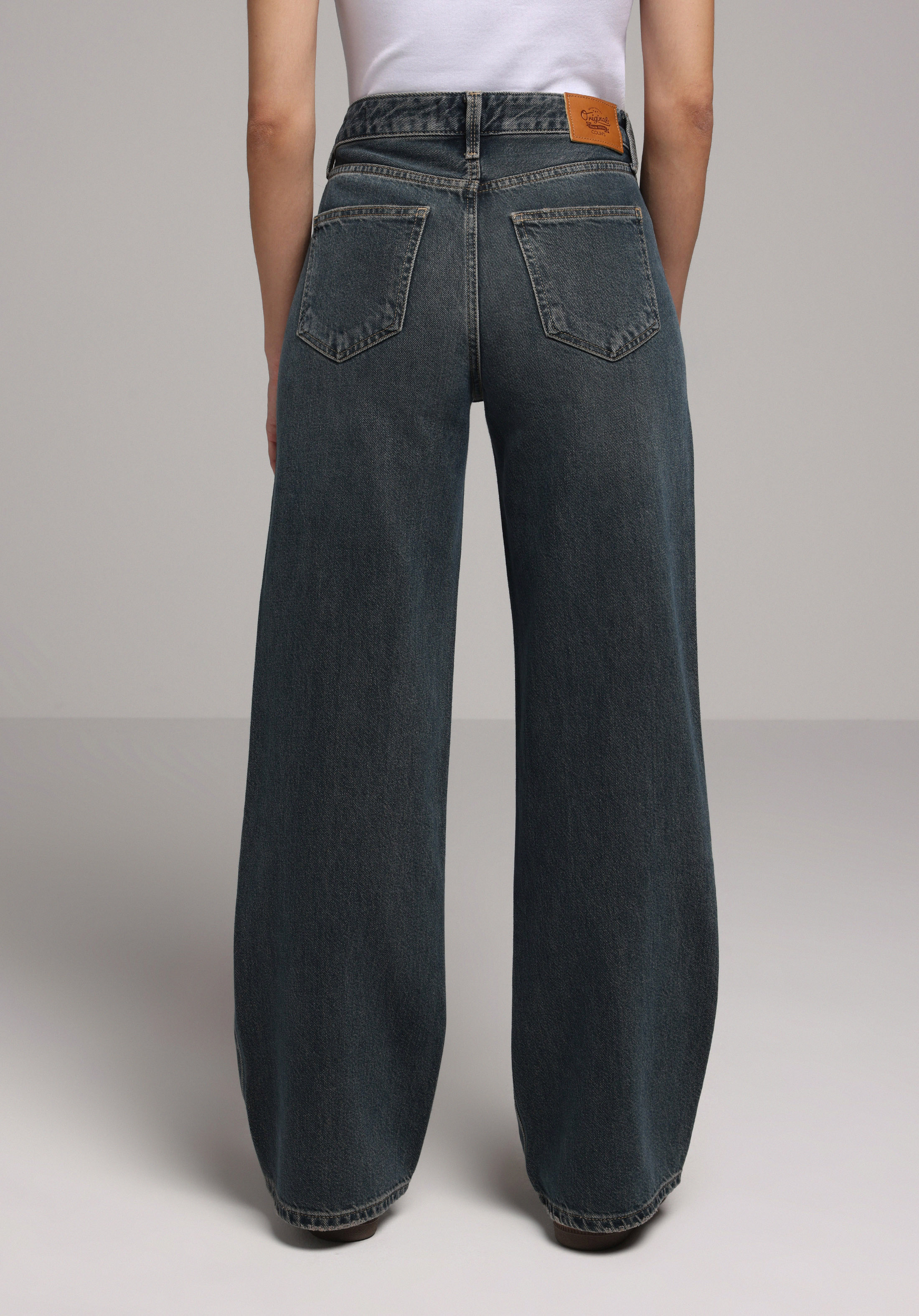 Показати інформацію про 970 Berry Джинси Жіночі  Класичного Крою Cl1078226