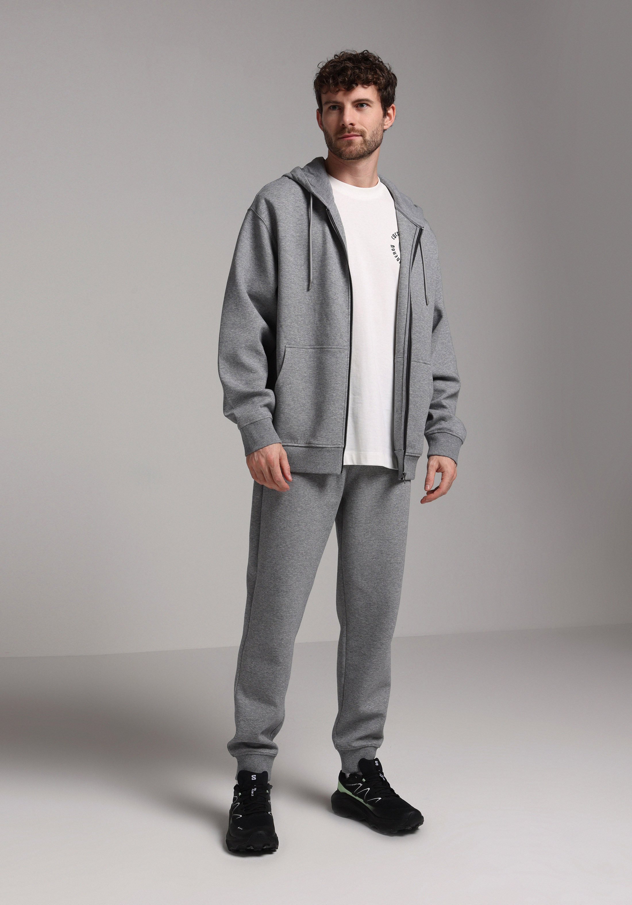 Показати інформацію про Спортивні Брюки Чоловічі Сірі  Cl1070114