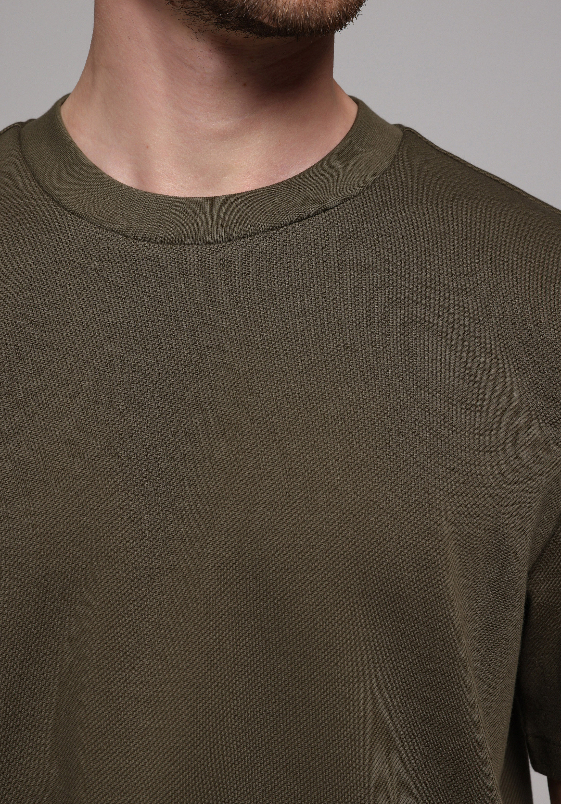 Показати інформацію про Футболка З Коротким Рукавом Чоловіча Зелена  Cl1078322