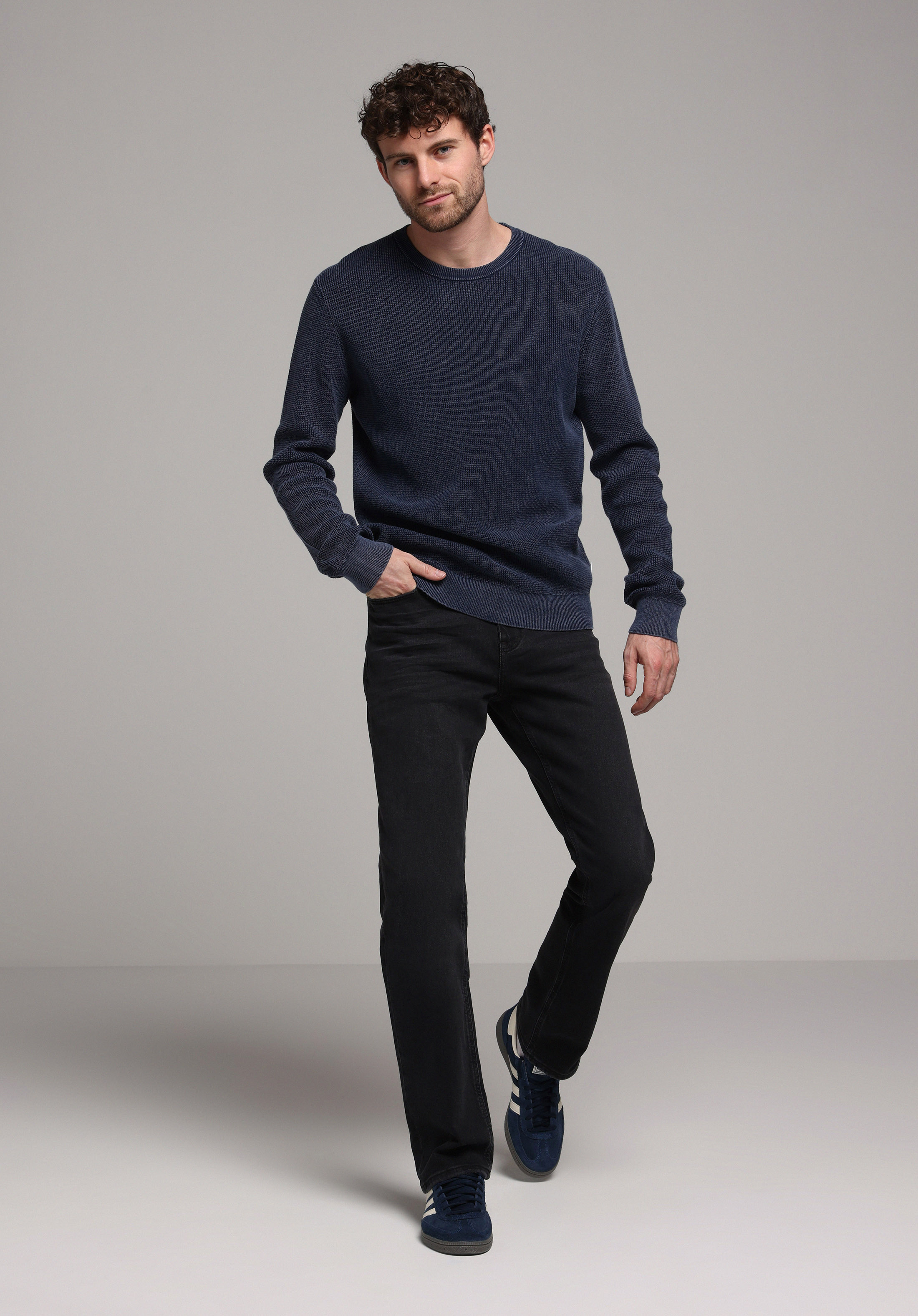 Показати інформацію про Светр Чоловічий Блакитний  Cl1078143