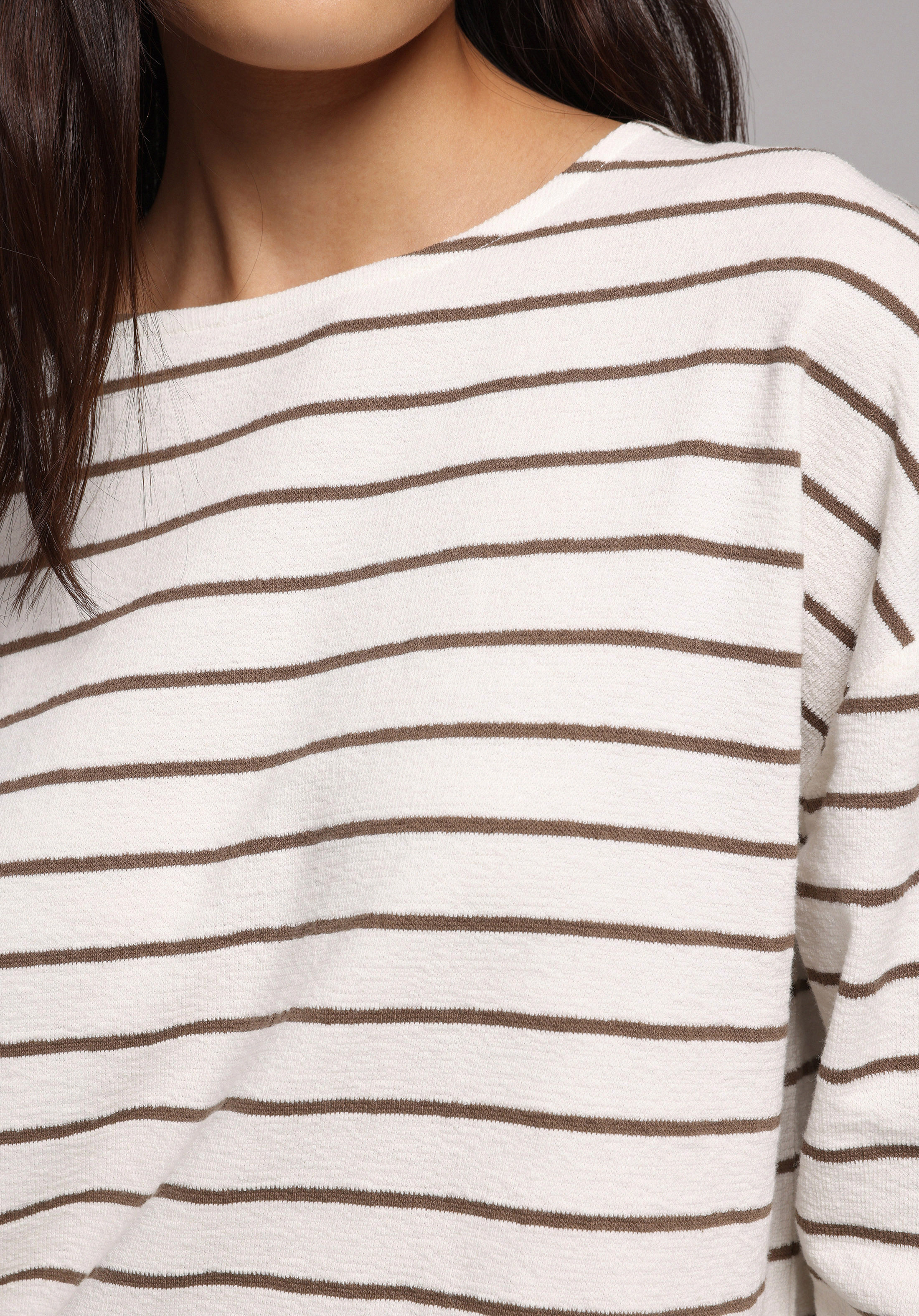 Показати інформацію про Пуловер Жіночий Коричневий  Cl1078235