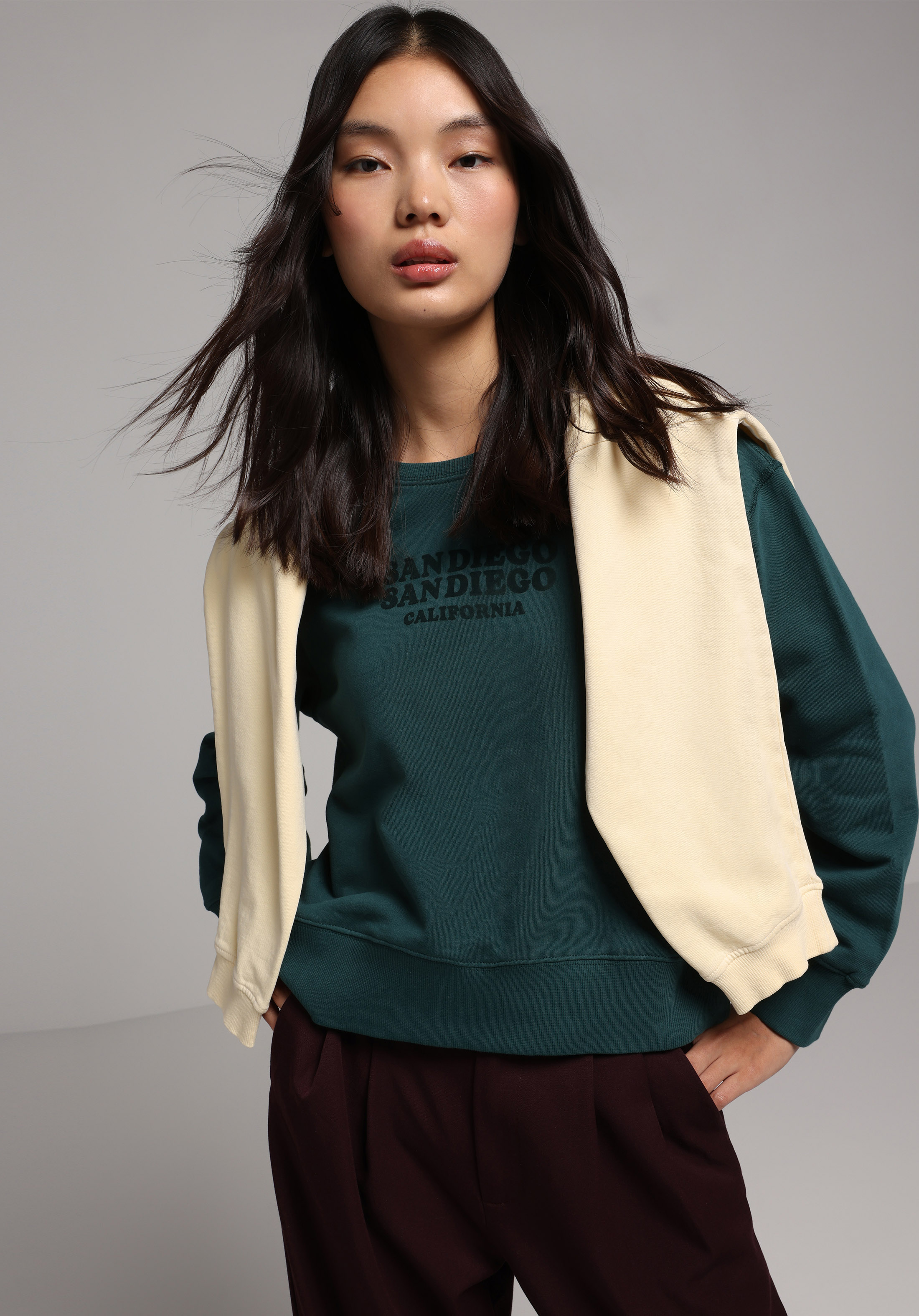 Показати інформацію про Толстовка Жіноча Зелена  Cl1077751