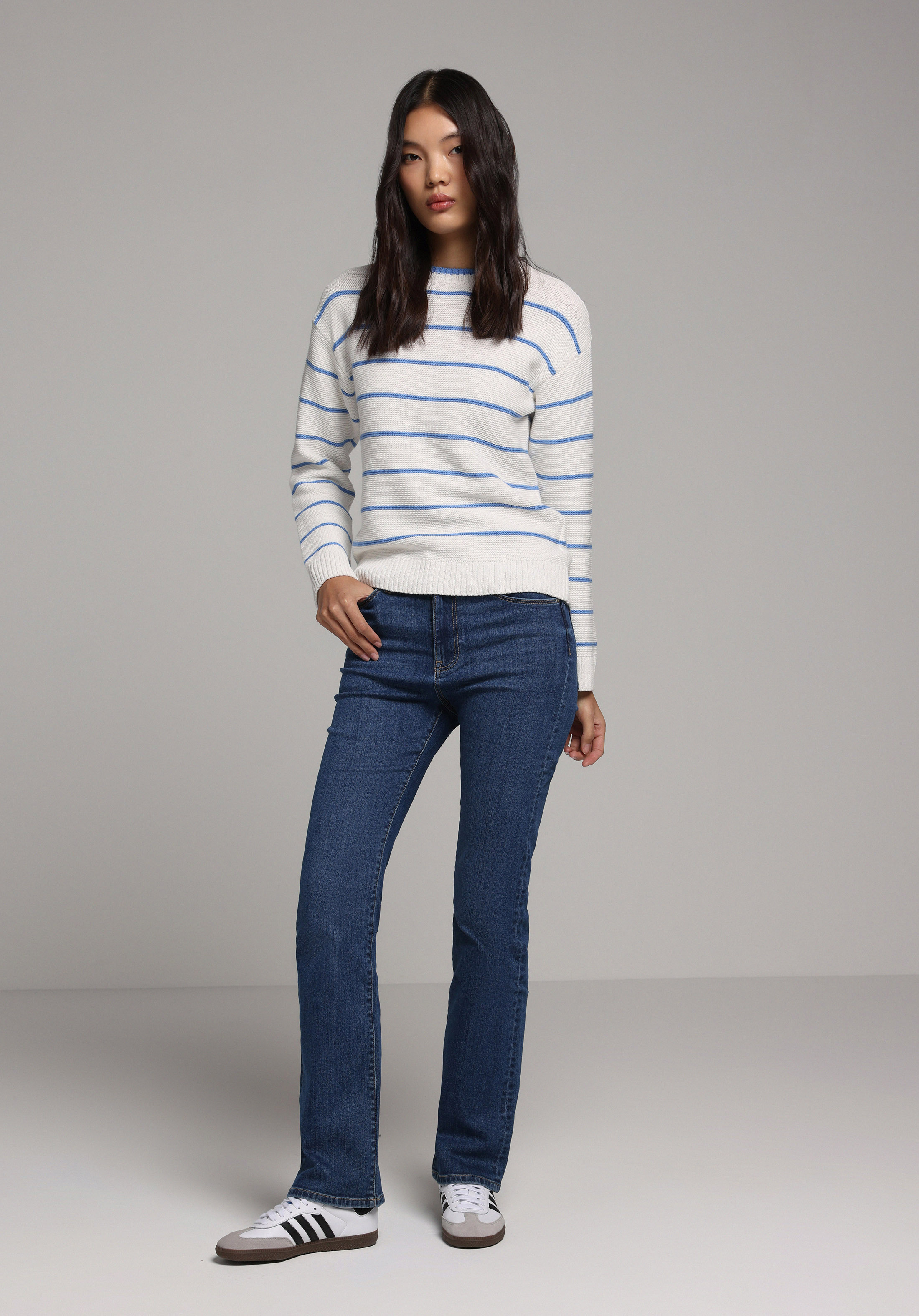 Показати інформацію про Светр Жіночий Бежевий  Cl1077976