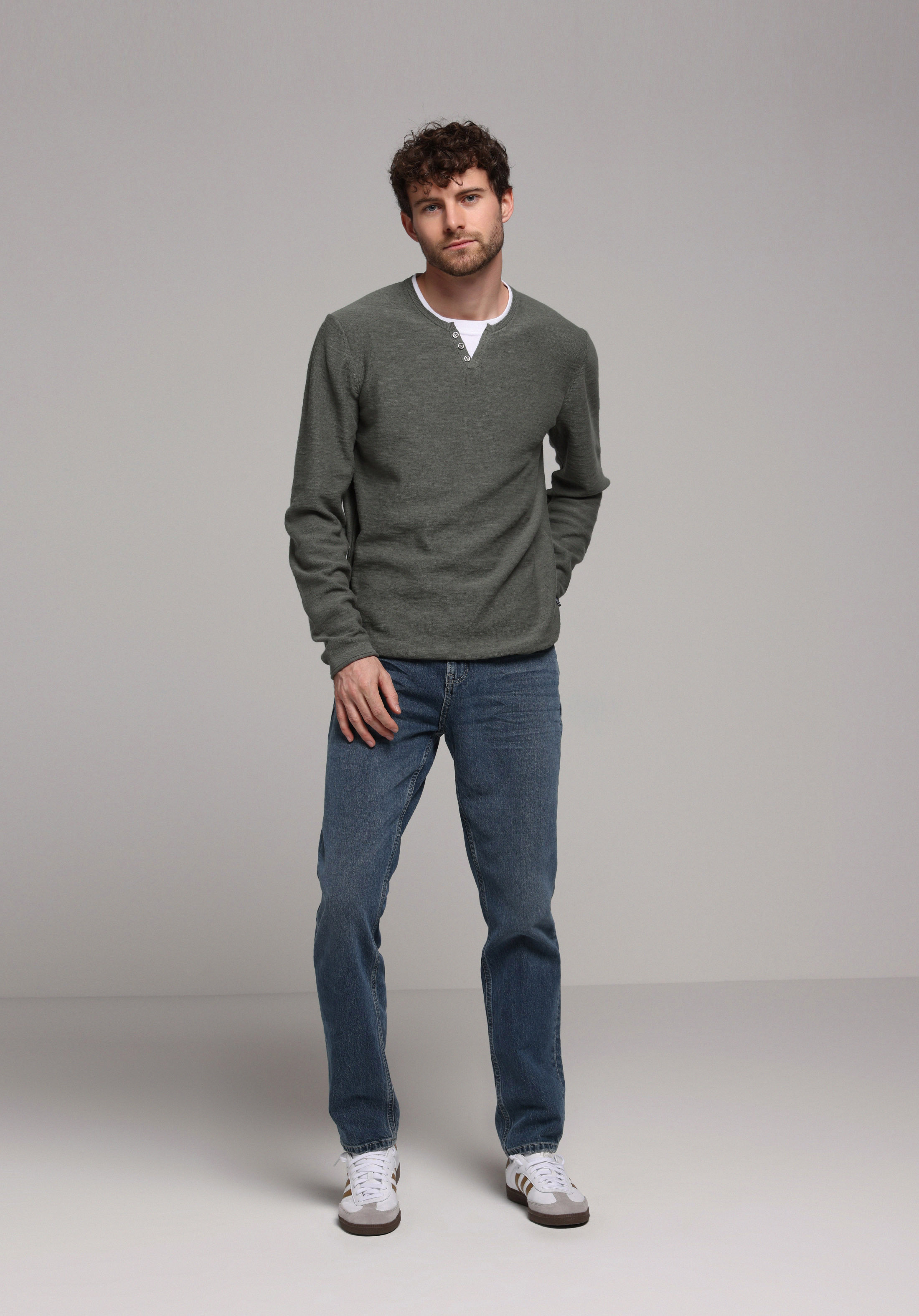 Показати інформацію про Светр Чоловічий Зелений  Cl1080087