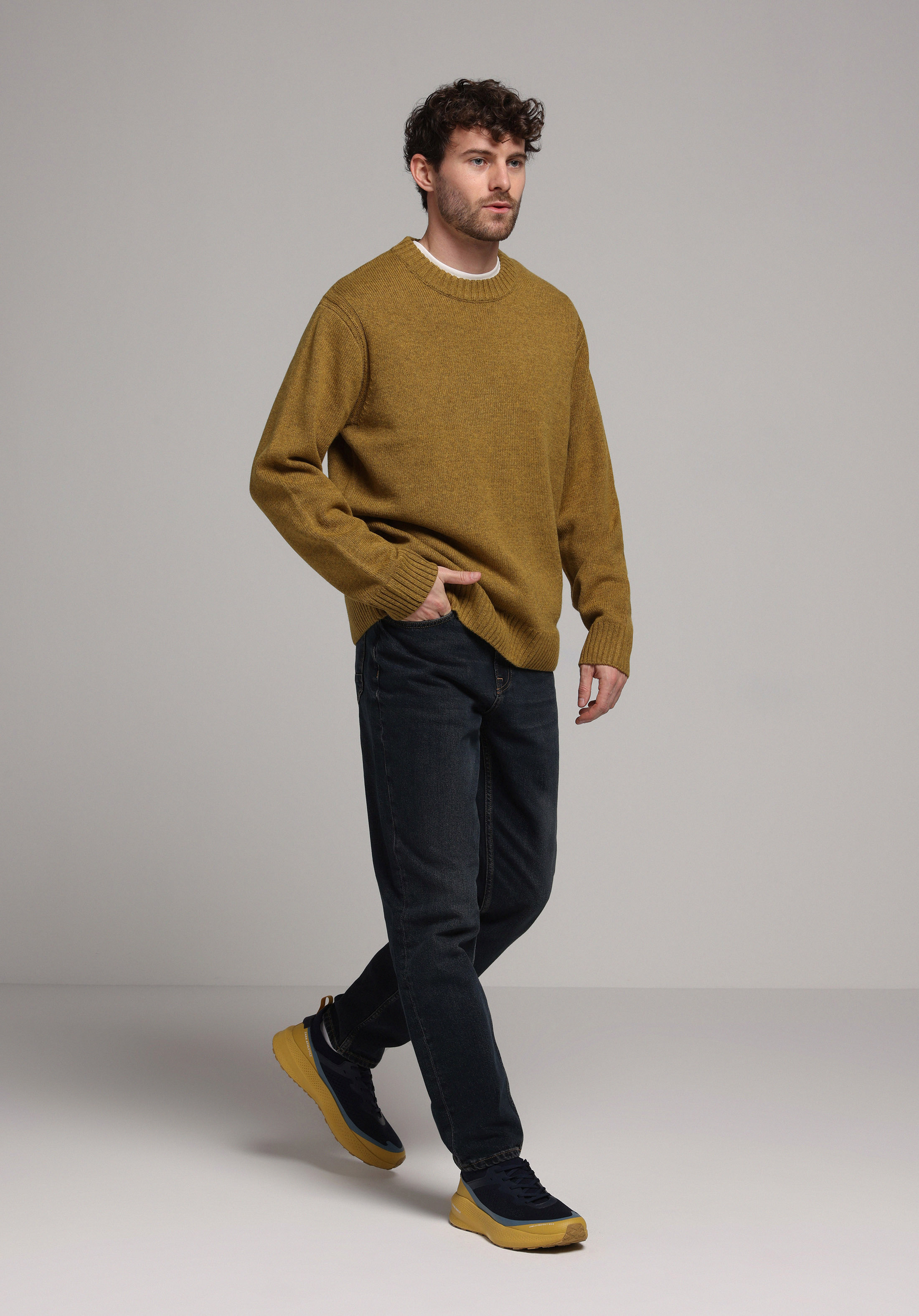 Показати інформацію про Светр Чоловічий Жовтий  Cl1077638