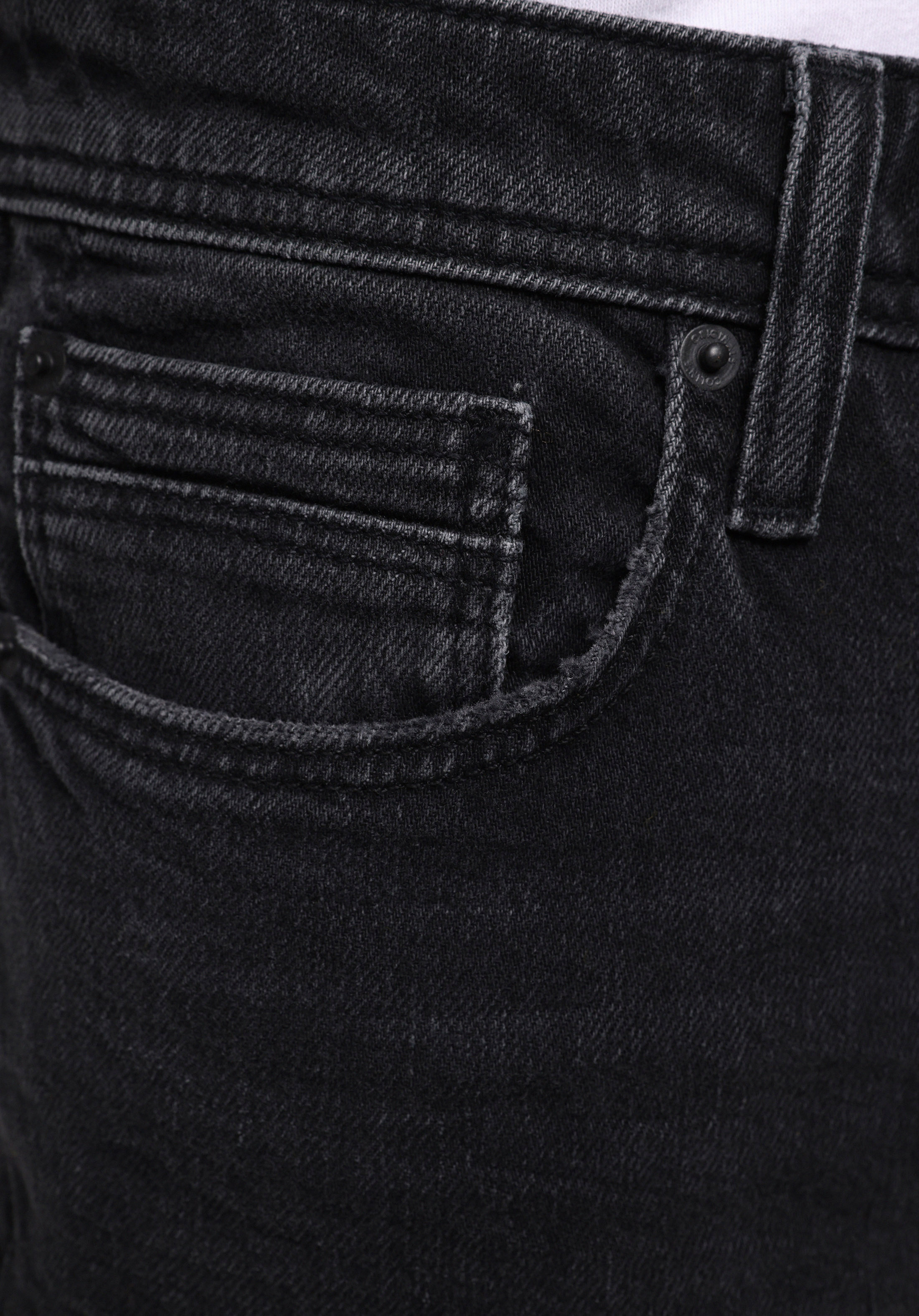 Показати інформацію про 046 Marco Джинси Чоловічі Чорні  Cl1078167