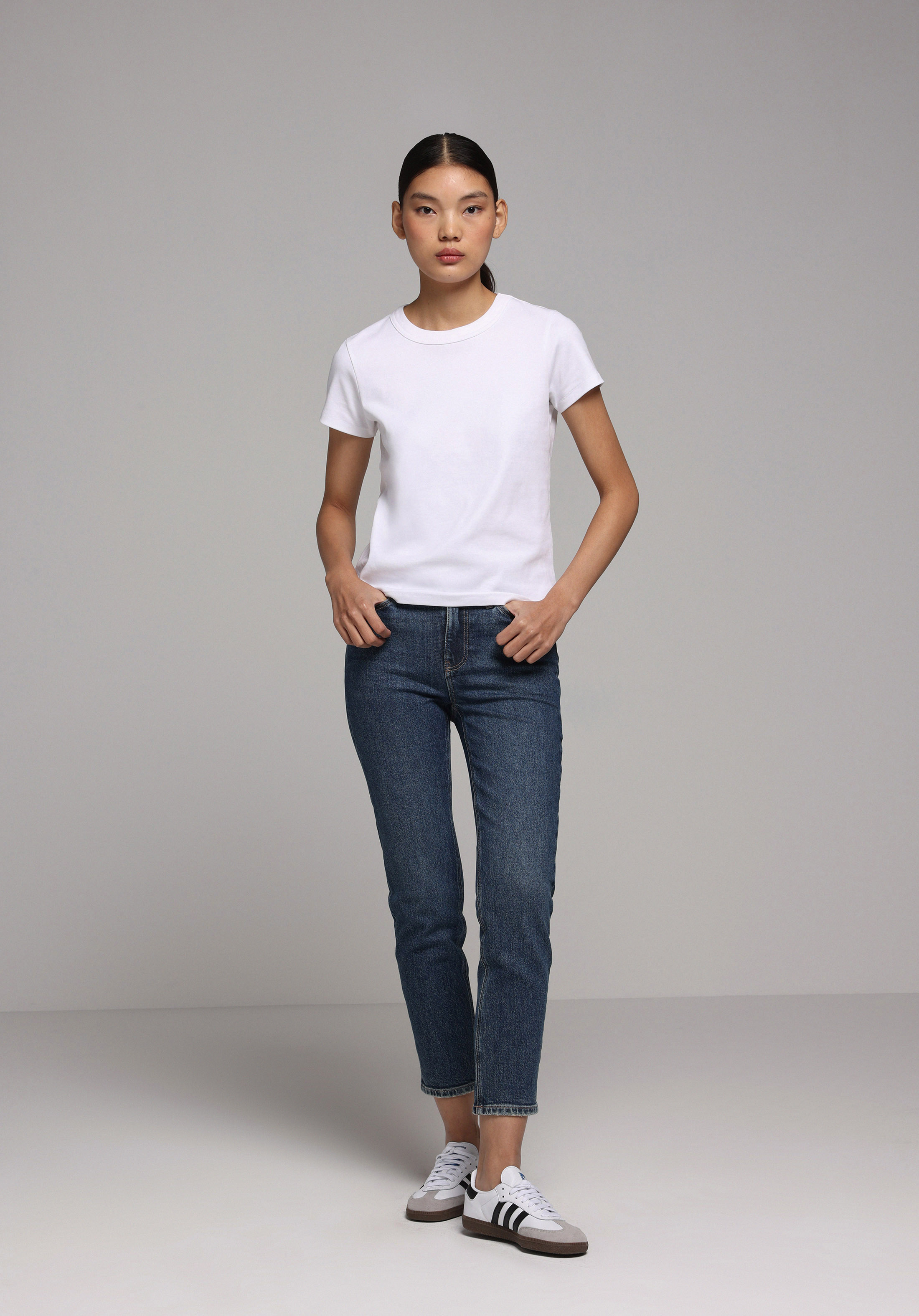 Показати інформацію про 703 Carla Джинси Жіночі Блакитні Вузького Крою Cl1078197