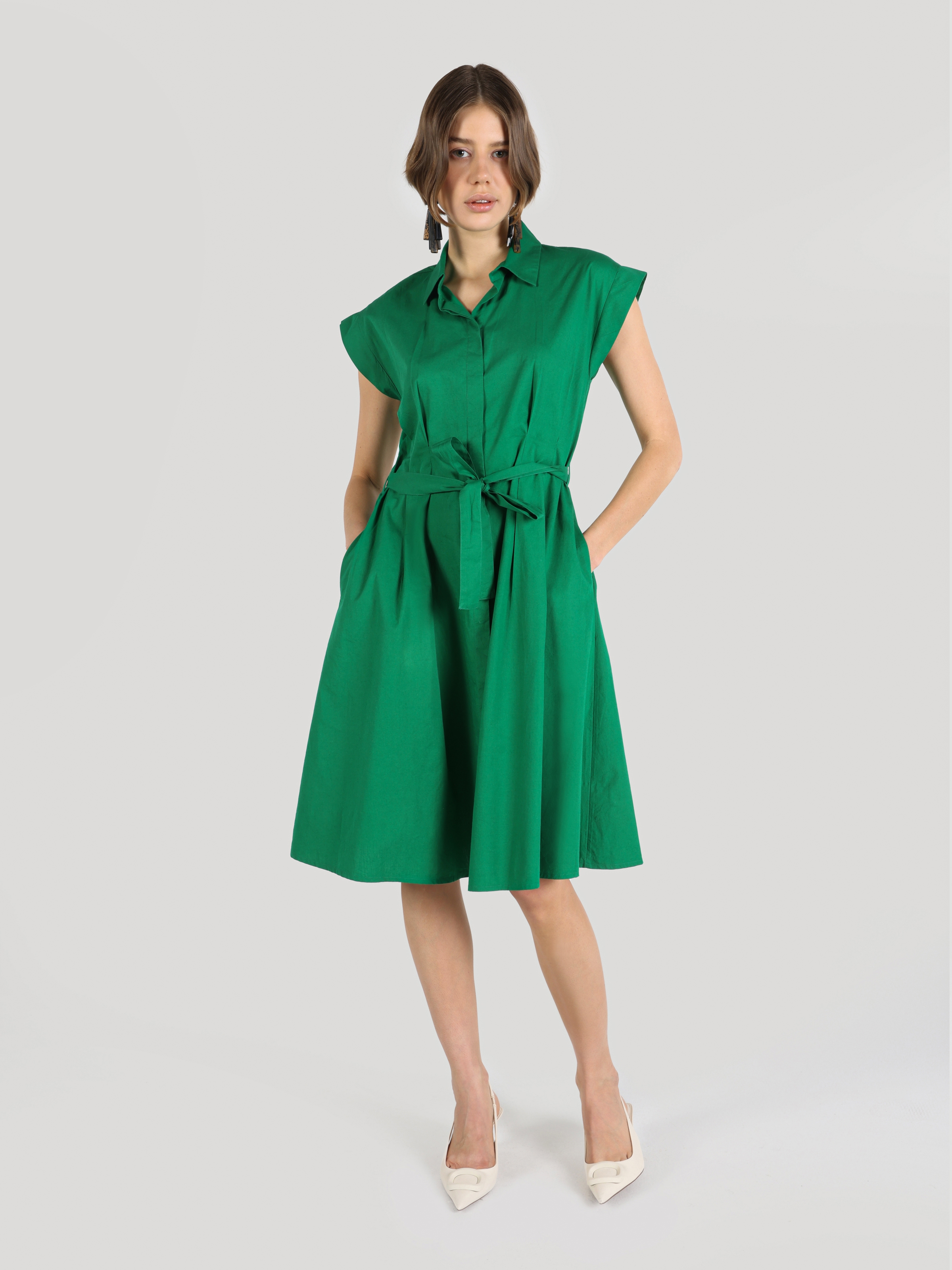 Показати інформацію про  Сукня Жіноча Зелена  
