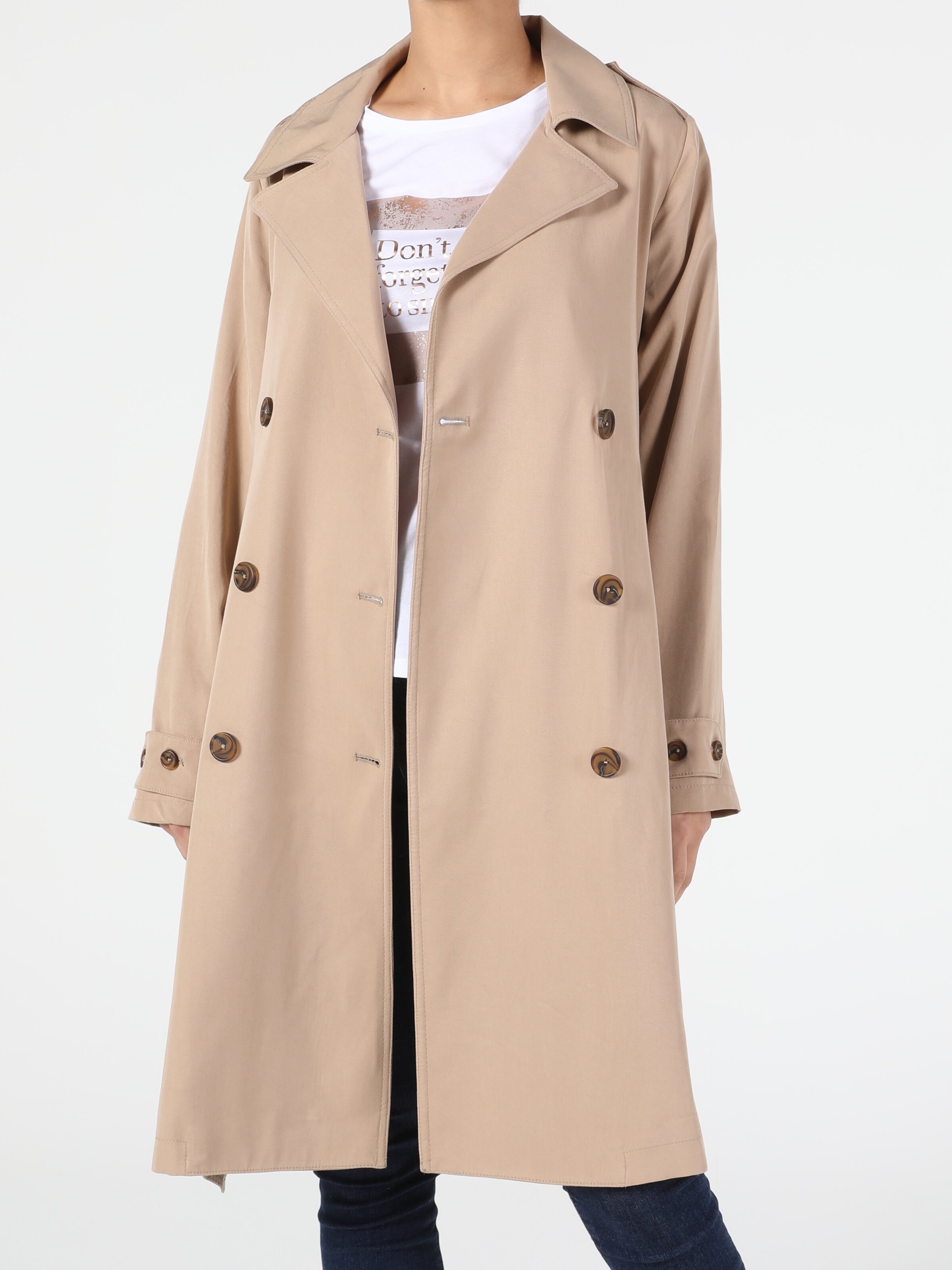 Показати інформацію про Куртка Жіноча Бежева Класичного Крою Cl1050603