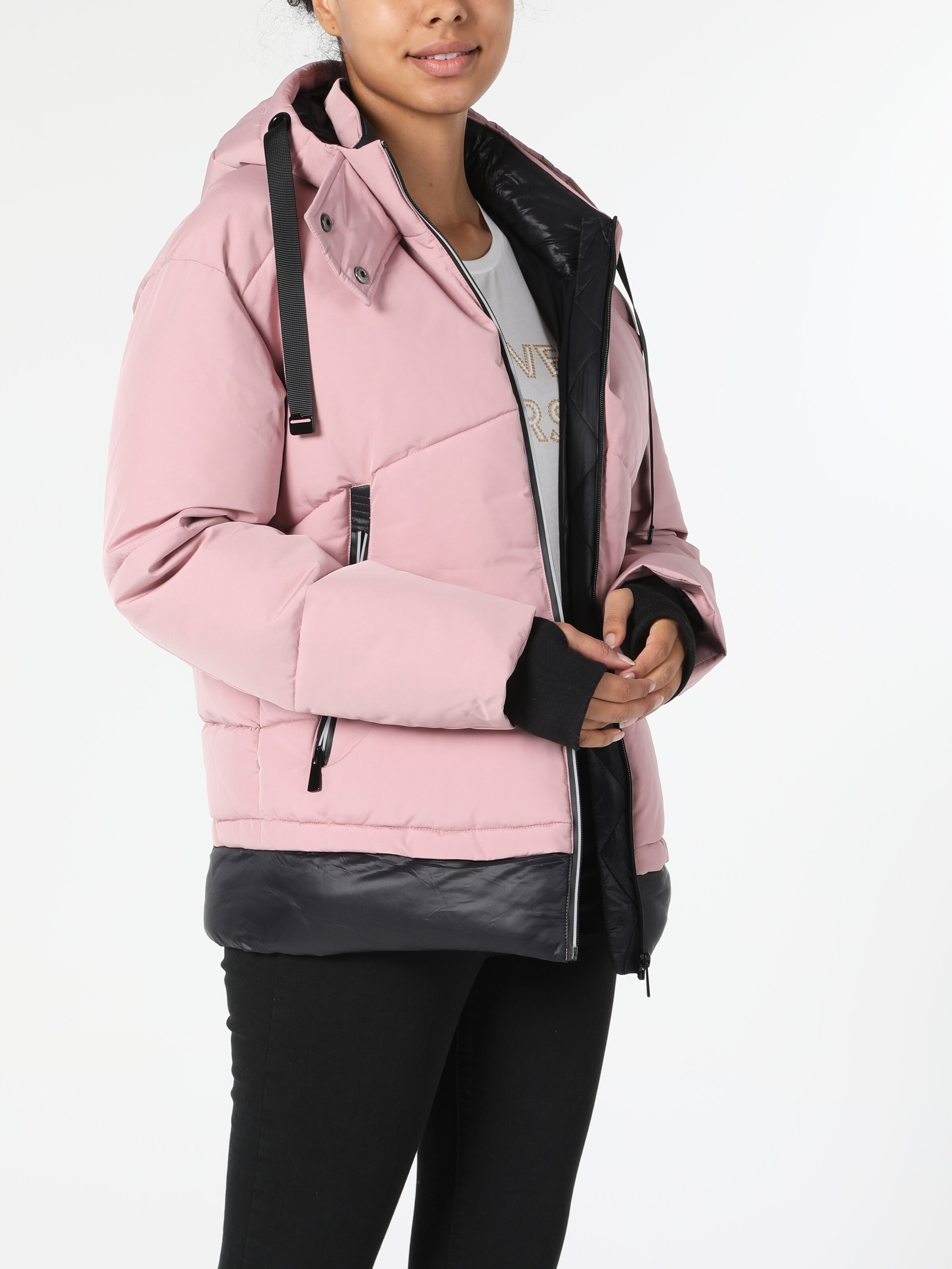 Показати інформацію про Куртка Жіноча Рожева Cl1055725