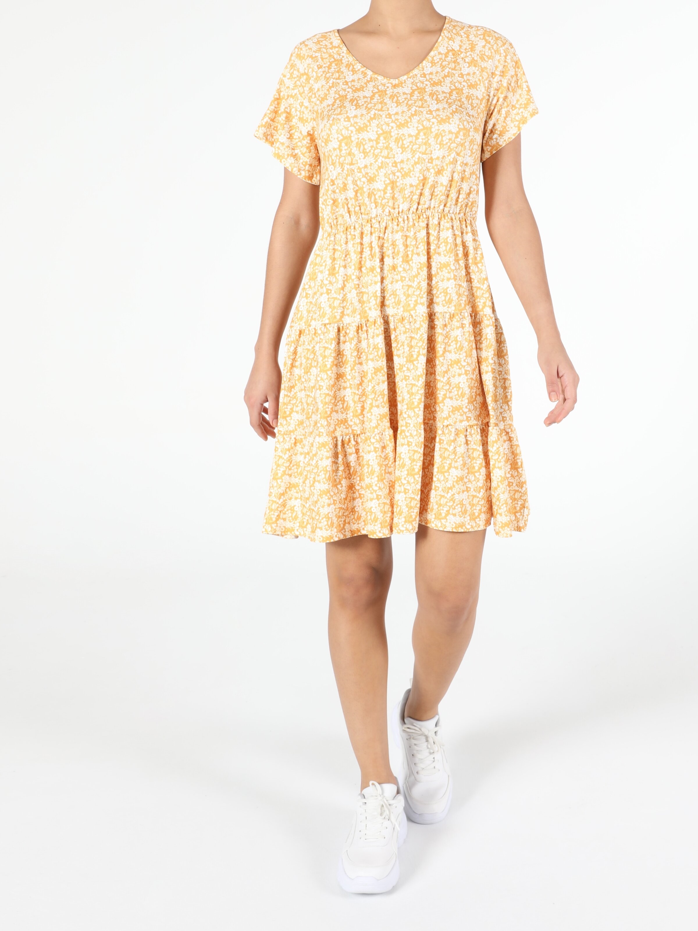 Показати інформацію про Сукня Жіноча Жовта Класичного Крою Cl1053550