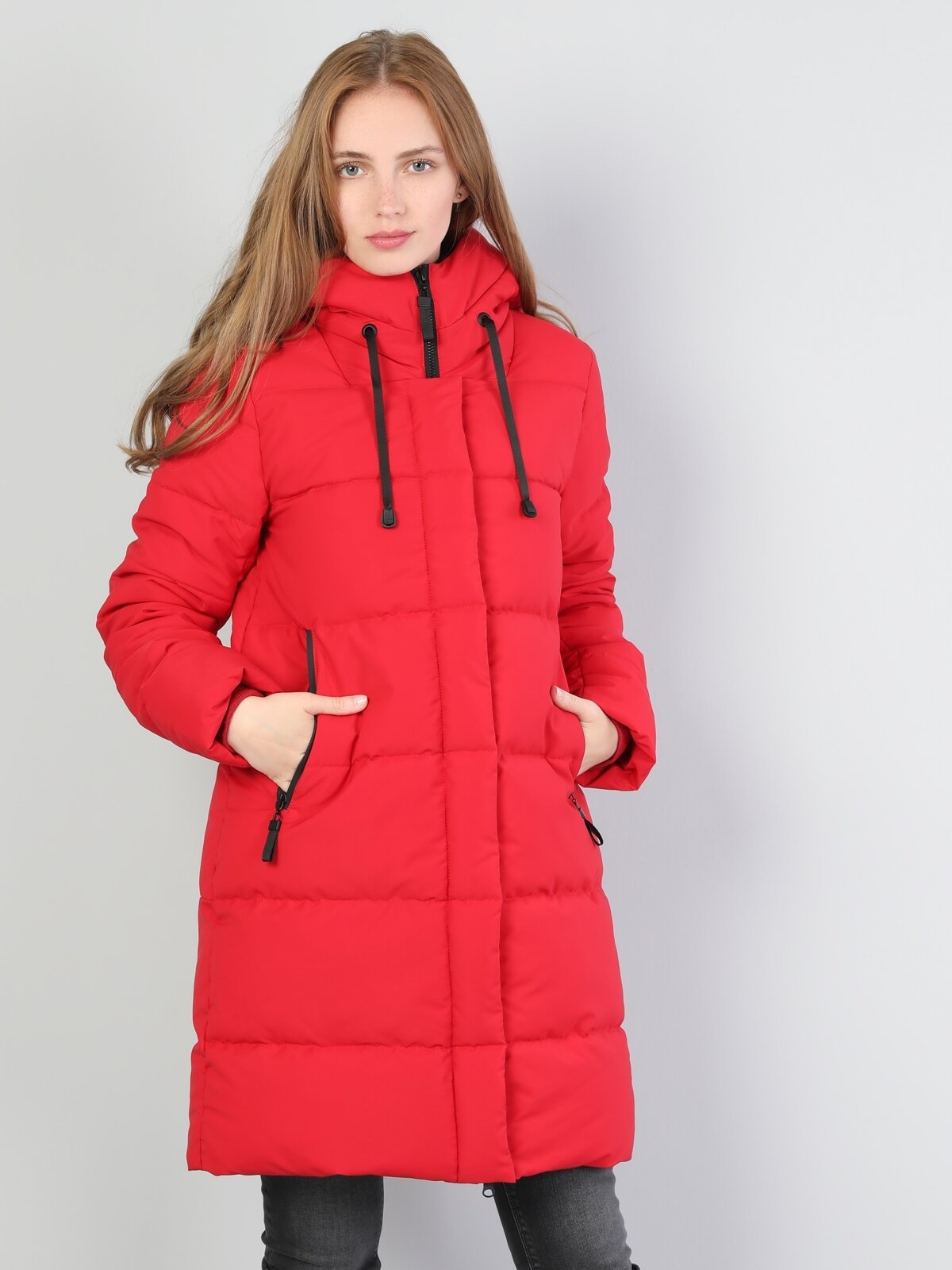 Показати інформацію про Пальто Жіноче Червоне Класичного Крою Cl1044604