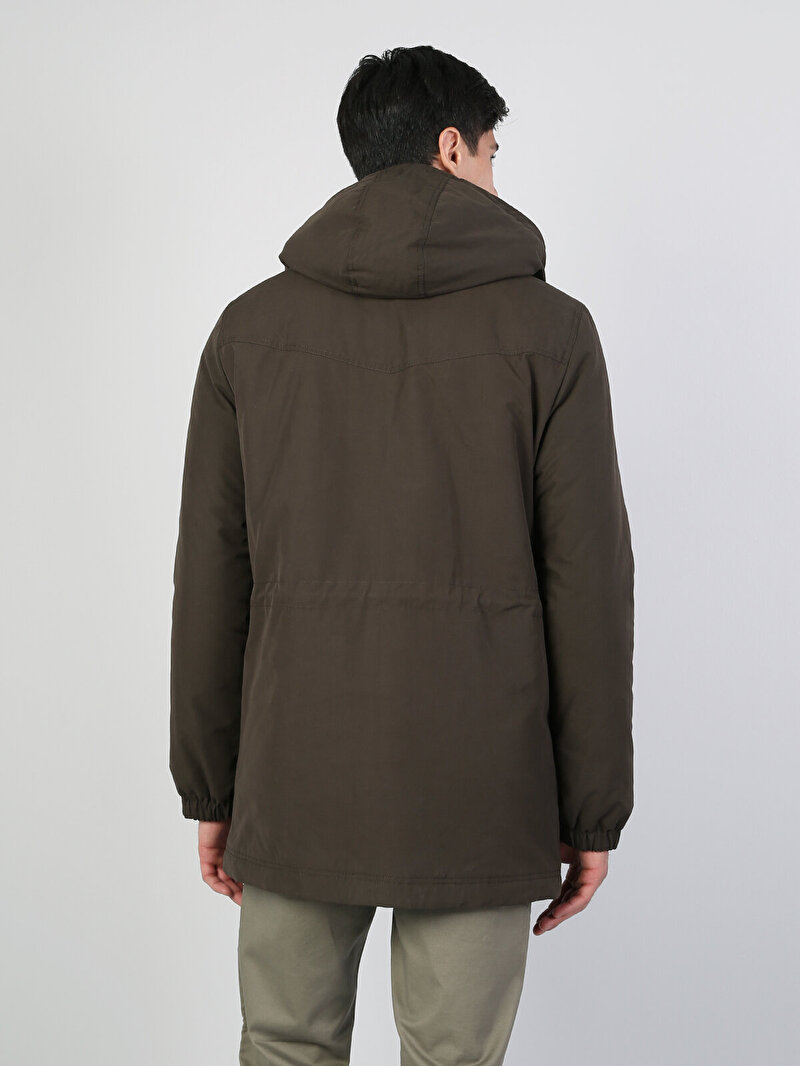 Показати інформацію про Пальто Чоловіче Хакі Класичного Крою Cl1045871