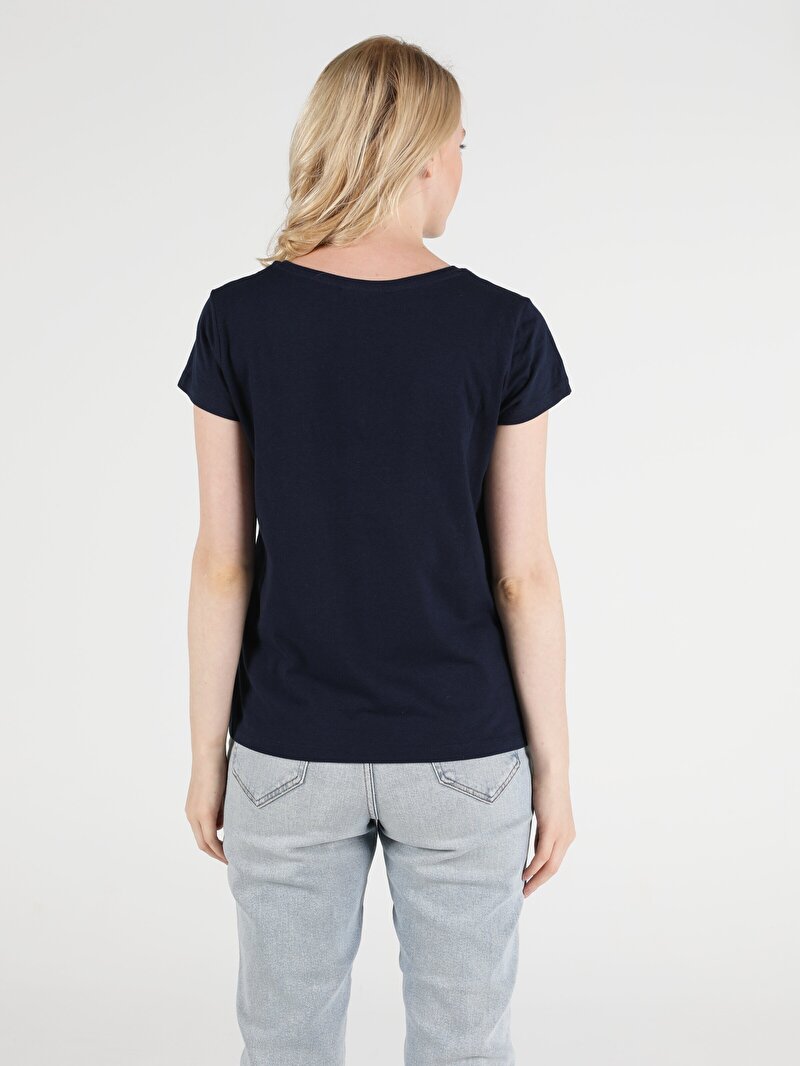 Показати інформацію про Футболка Жіноча Синя Класичного Крою Cl1051353