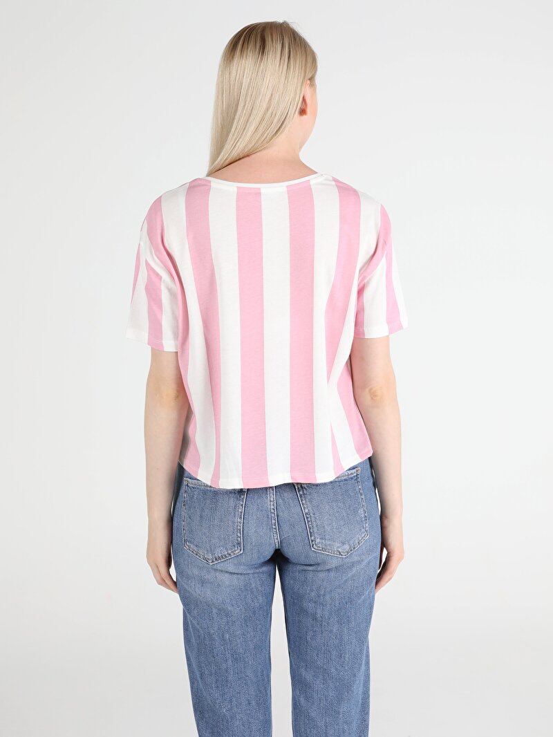 Показати інформацію про Футболка Жіноча Рожева Класичного Крою Cl1051346