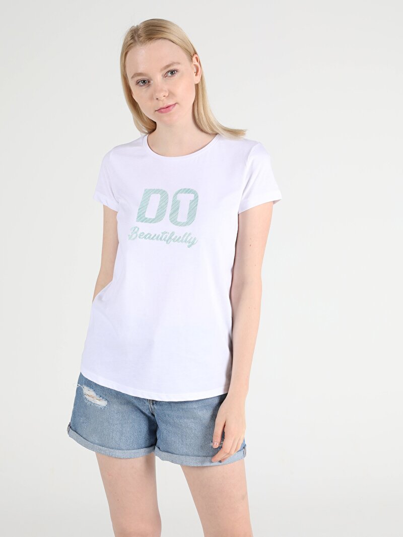 Показати інформацію про Футболка Жіноча Біла Класичного Крою Cl1051337