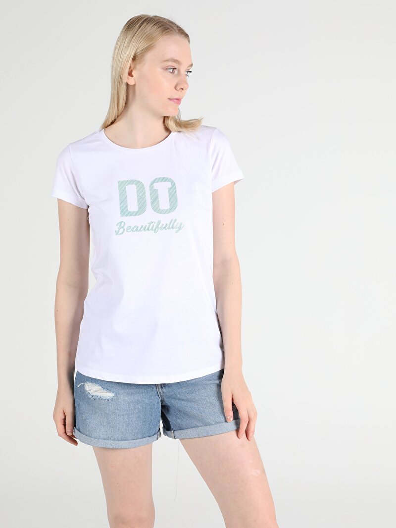 Показати інформацію про Футболка Жіноча Біла Класичного Крою Cl1051337