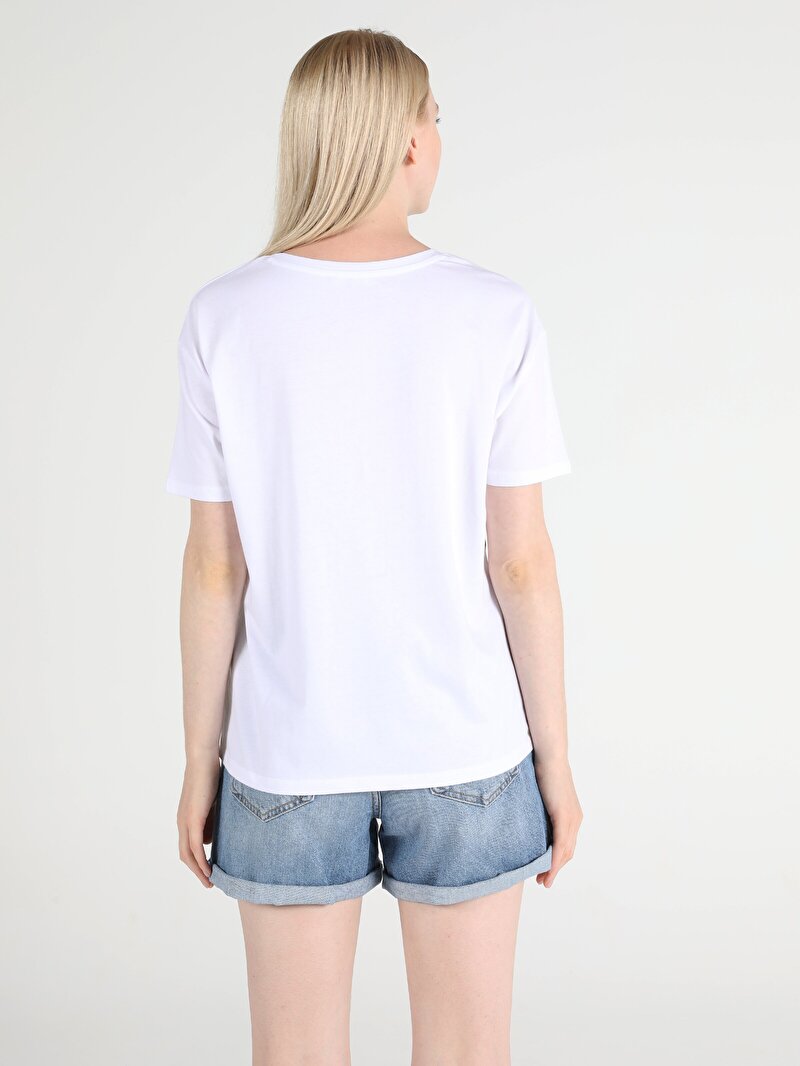 Показати інформацію про Футболка Жіноча Біла Класичного Крою Cl1051418