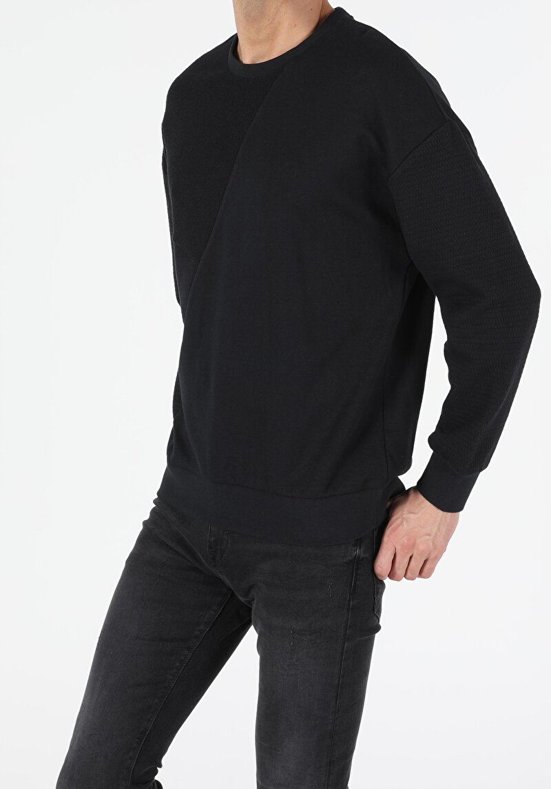 Показати інформацію про Толстовка Чоловіча Чорна  Cl1050660