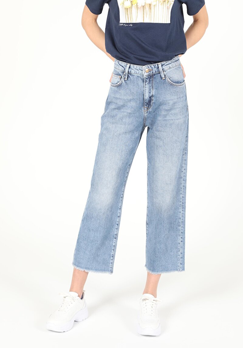 Показати інформацію про 970 Berry Джинси Жіночі Блакитні Класичного Крою Cl1054661