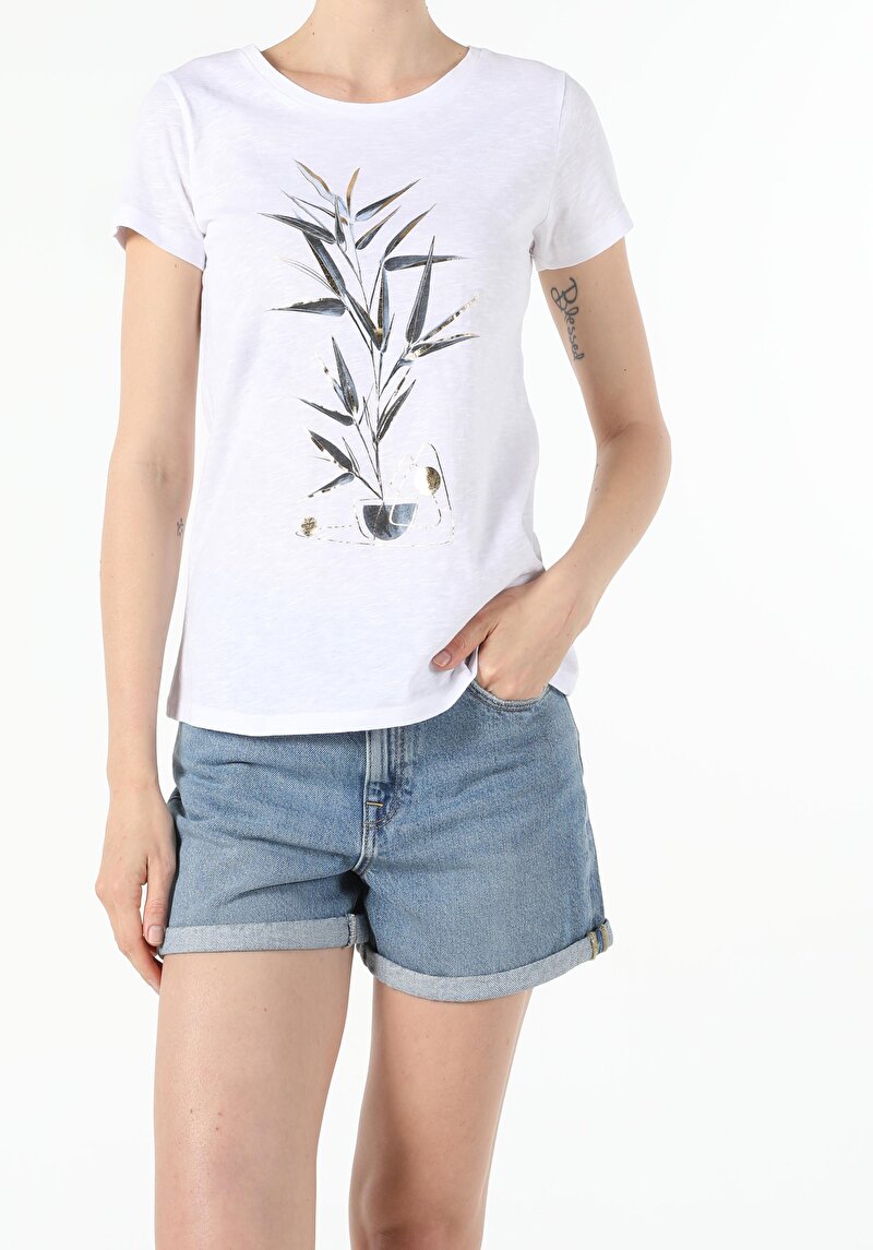 Показати інформацію про Футболка Жіноча Біла Класичного Крою Cl1054409