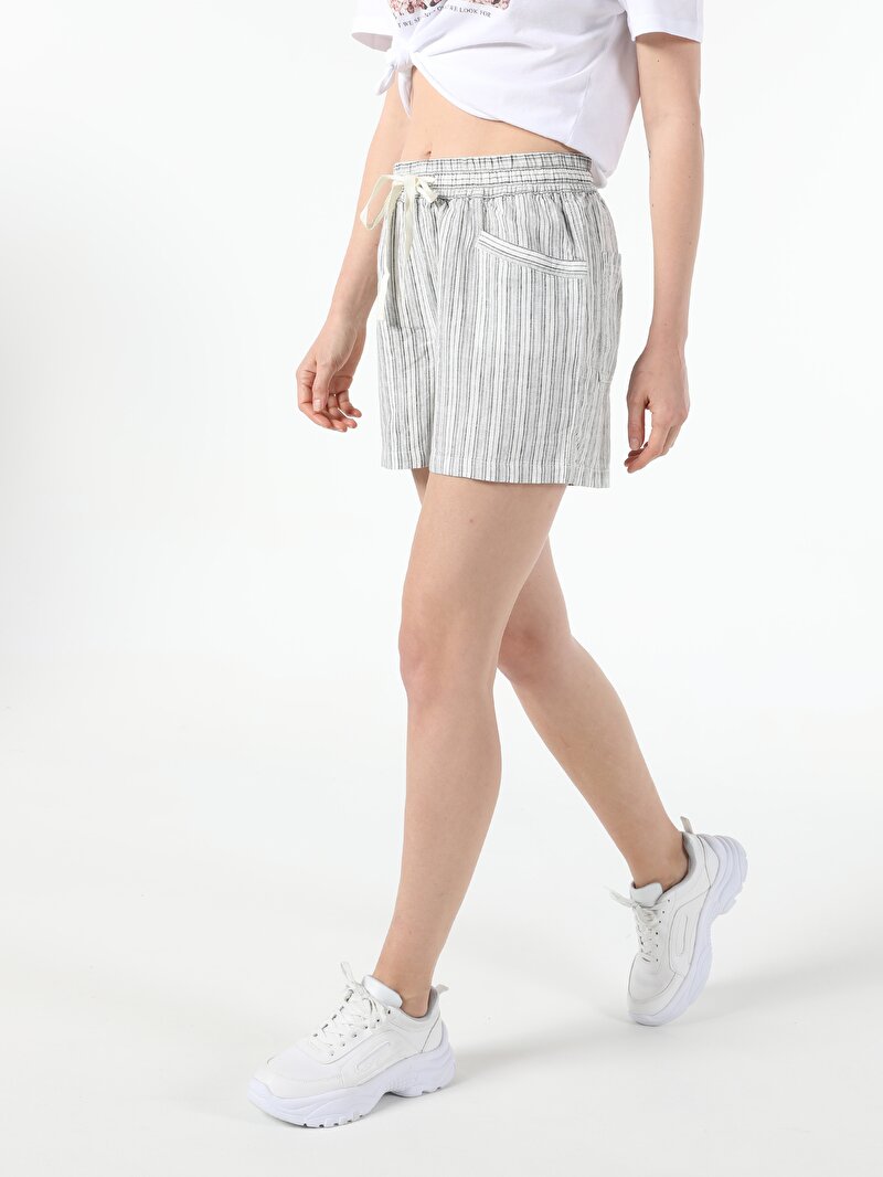 Показати інформацію про Шорти Жіночі Білі  Cl1054114