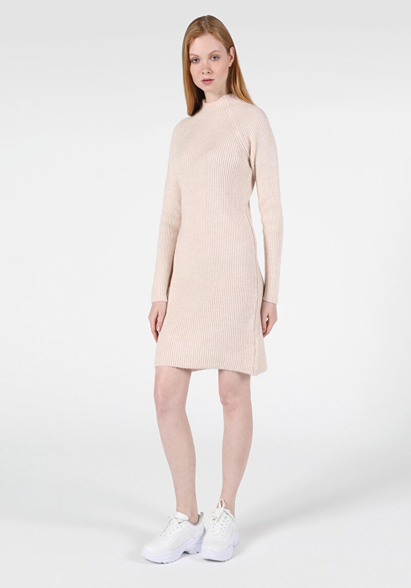 Показати інформацію про Сукня Жіноча Бежева  Cl1051553