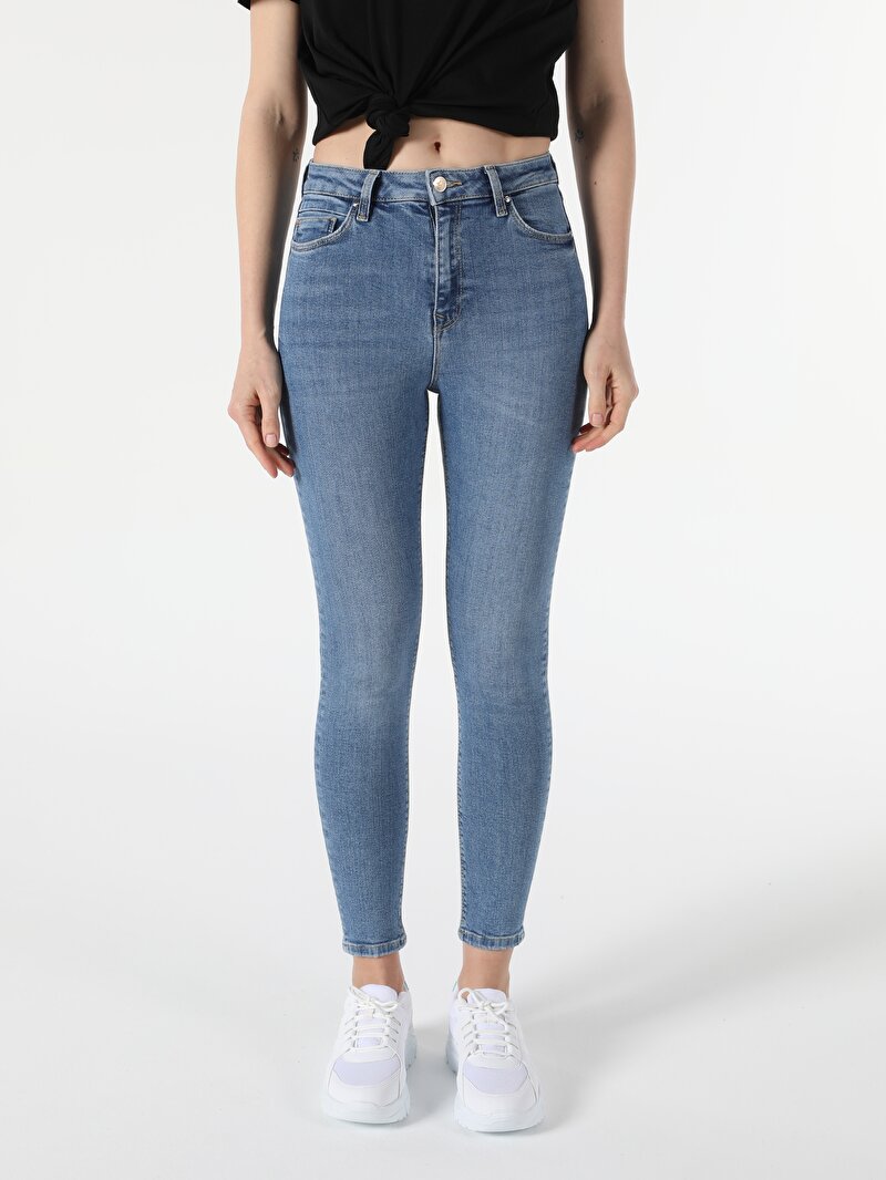 Показати інформацію про 760 Diana Джинси Жіночі Блакитні Супер Вузького Крою Cl1054596