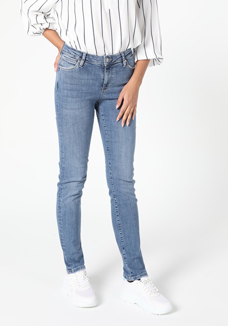 Показати інформацію про 703 Carla Джинси Жіночі  Вузького Крою Cl1055528