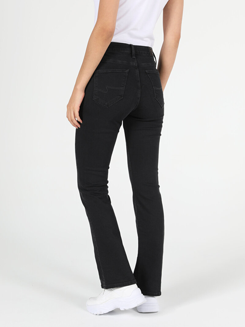 Показати інформацію про 791 Monıca Джинси Жіночі Чорні Класичного Крою Cl1052004