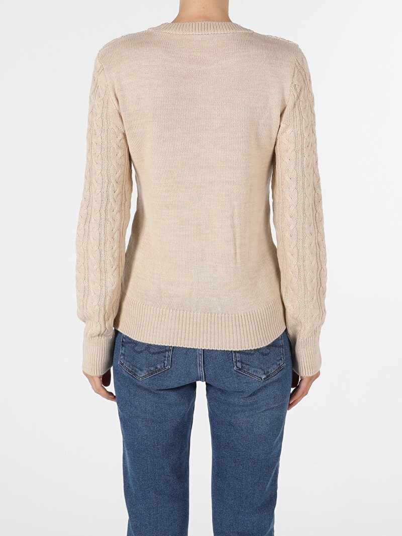 Показати інформацію про Светр Жіночий Бежевий  Cl1055260