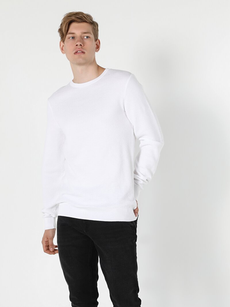 Показати інформацію про Светр Чоловічий Білий  Cl1056030