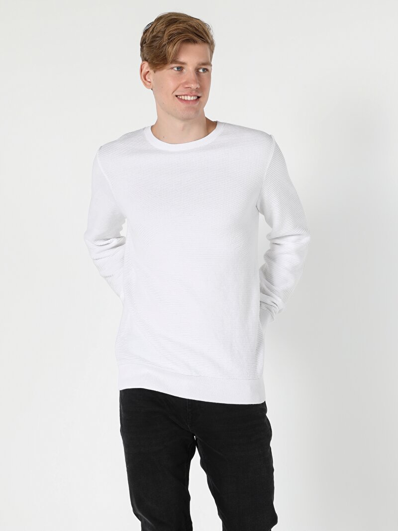 Показати інформацію про Светр Чоловічий Білий  Cl1056030