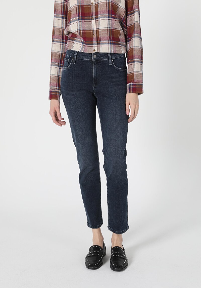 Показати інформацію про 703 Carla Джинси Жіночі  Вузького Крою Cl1056293