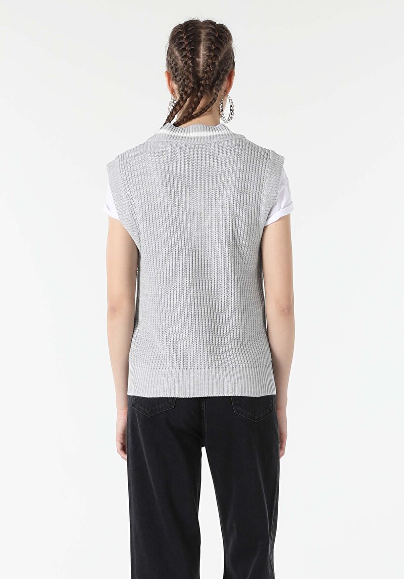 Показати інформацію про Светр Жіночий Сірий  Cl1057397